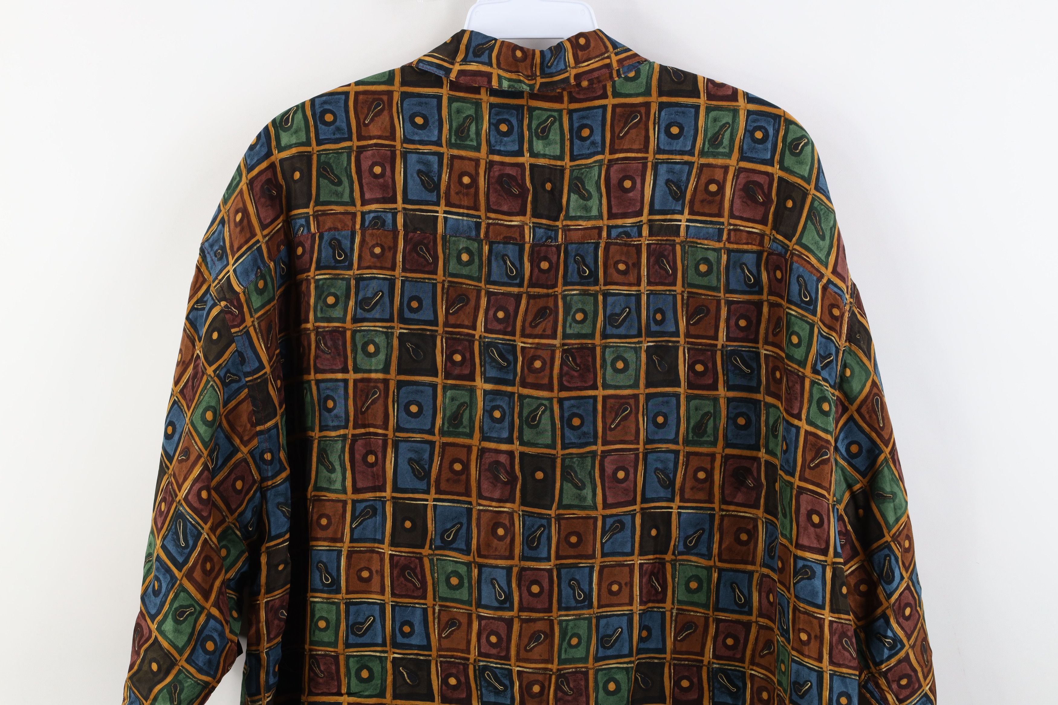 Vintage Vintage 90s Streetwear Geometric Silk Collared Button Shirt Size US L / EU 52-54 / 3 - 9 Thumbnail
