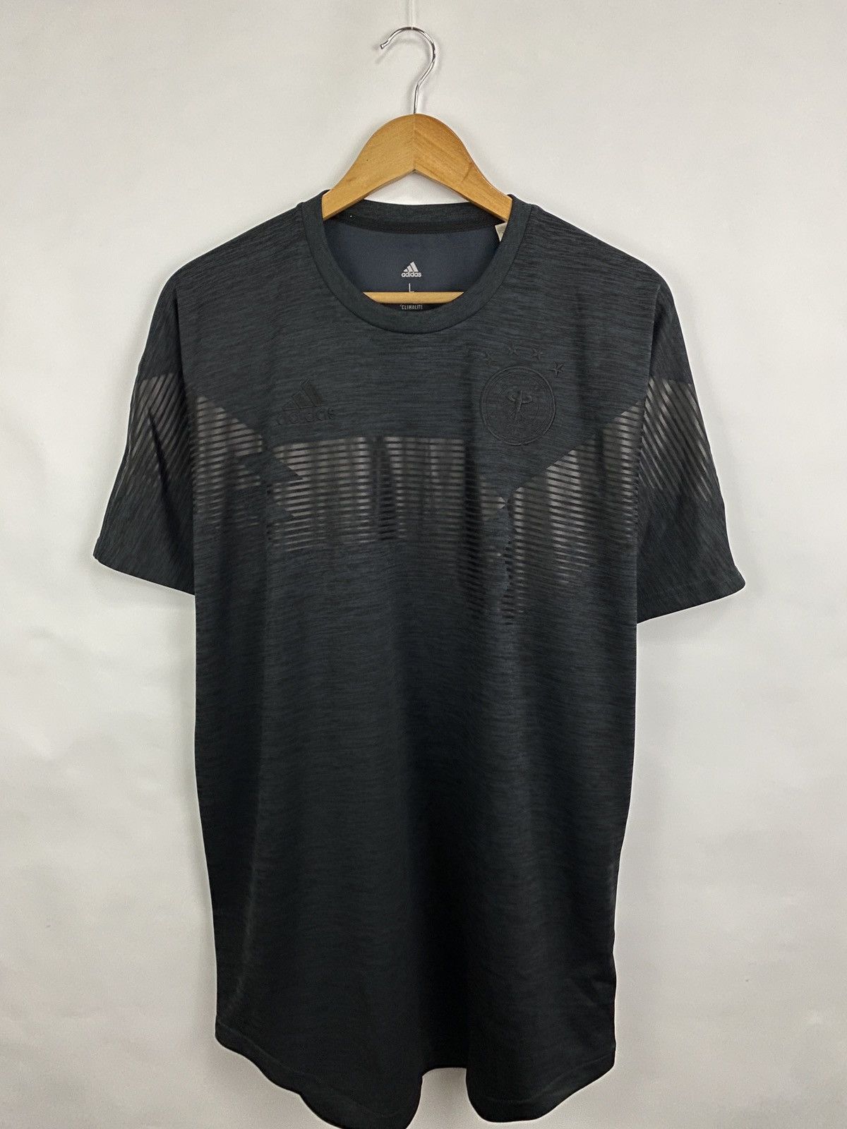 Adidas 🇩🇪 Adidas Germany 2017 WORLD CHAMPIONS jersey soccer t-shirt Size US L / EU 52-54 / 3 - 3 Thumbnail