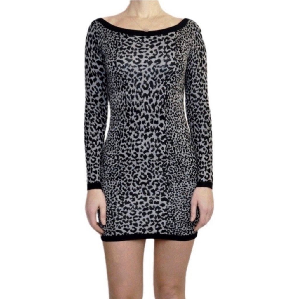 French Connection French Connection Snow Leopard Print Long Sleeve Mini Sweate Size M / US 6-8 / IT 42-44 - 1 Thumbnail