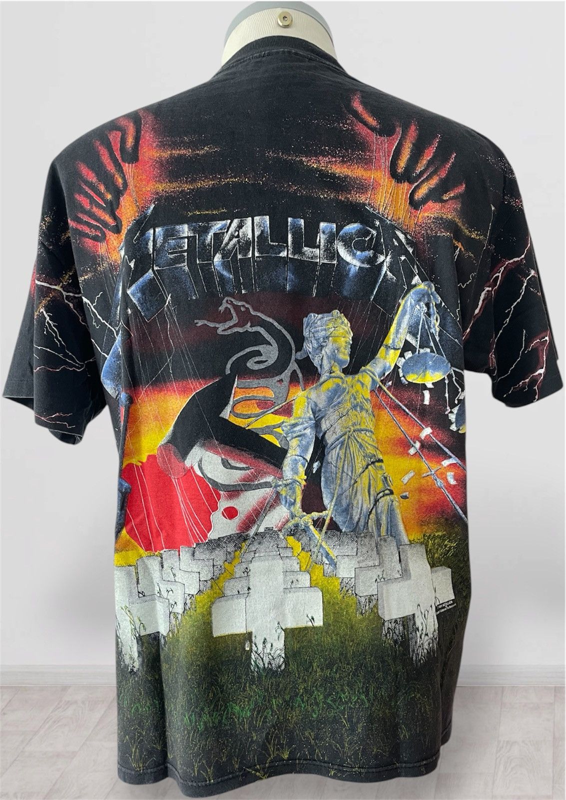 Brockum Vintage Metallica “Master of Puppets” T-Shirt, AOP, 1 Size US XL / EU 56 / 4 - 8 Thumbnail
