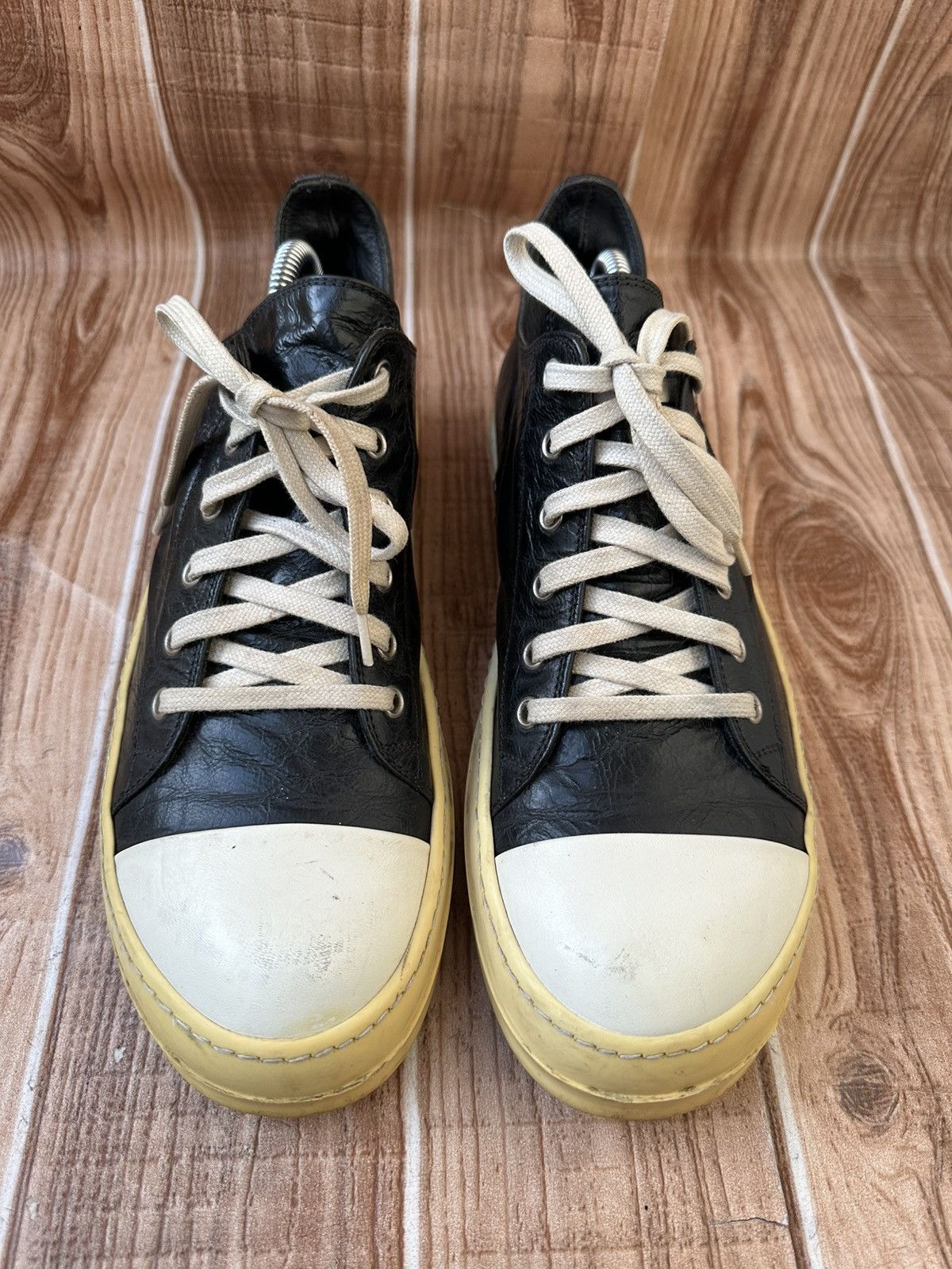 Rick Owens Rick Owens Ramones Mainline Distressed Black Leather Lowtops Size US 8.5 / EU 41-42 - 4 Thumbnail