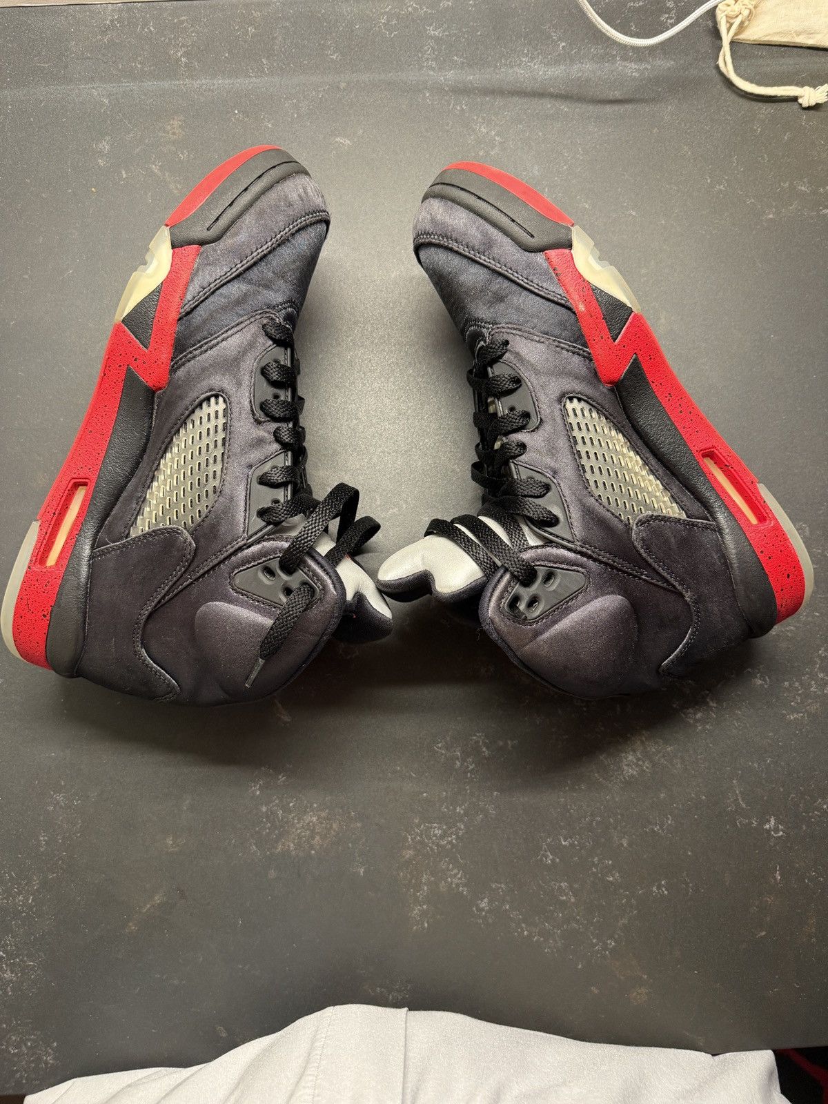 Jordan Brand Jordan 5 Satin Bred Size US 8.5 / EU 41-42 - 2 Thumbnail