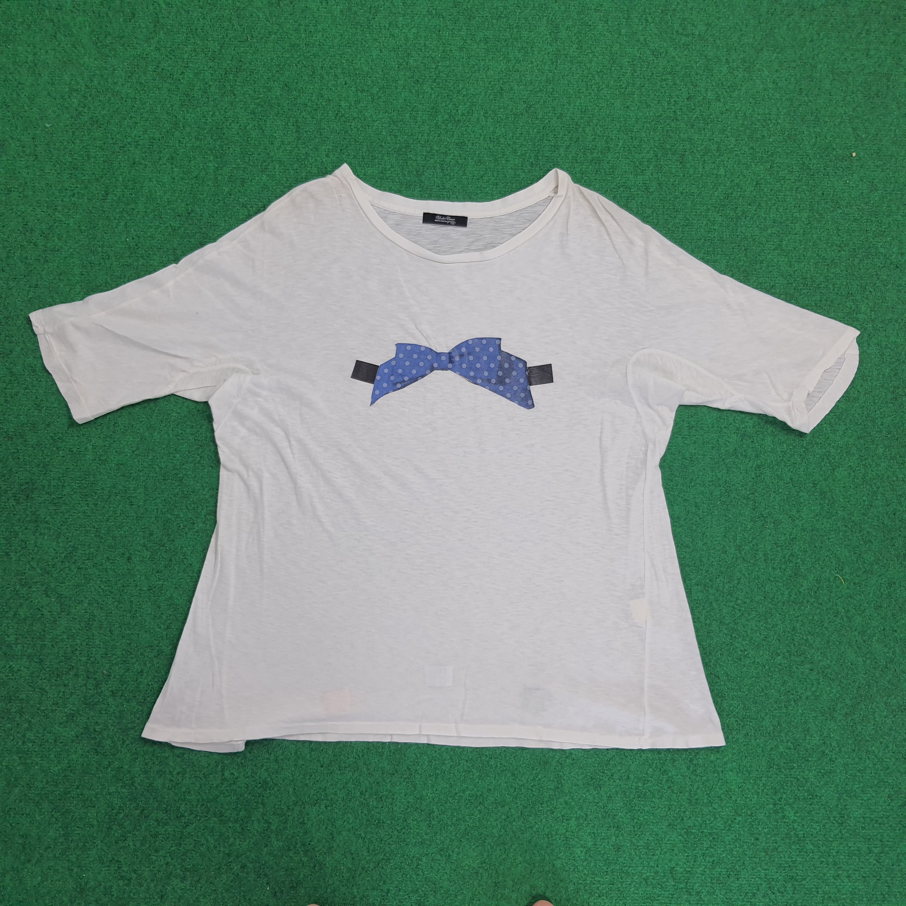 Japanese Brand × Undercover UNDERCOVER Japanese Brand Twee Women's T-shirt Size L / US 10 / IT 46 - 1 Thumbnail