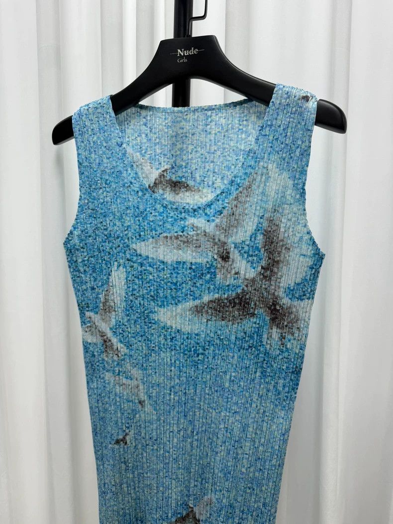 Issey Miyake Issey miyake size 3 Peace Dove Dress Size M / US 6-8 / IT 42-44 - 2 Thumbnail