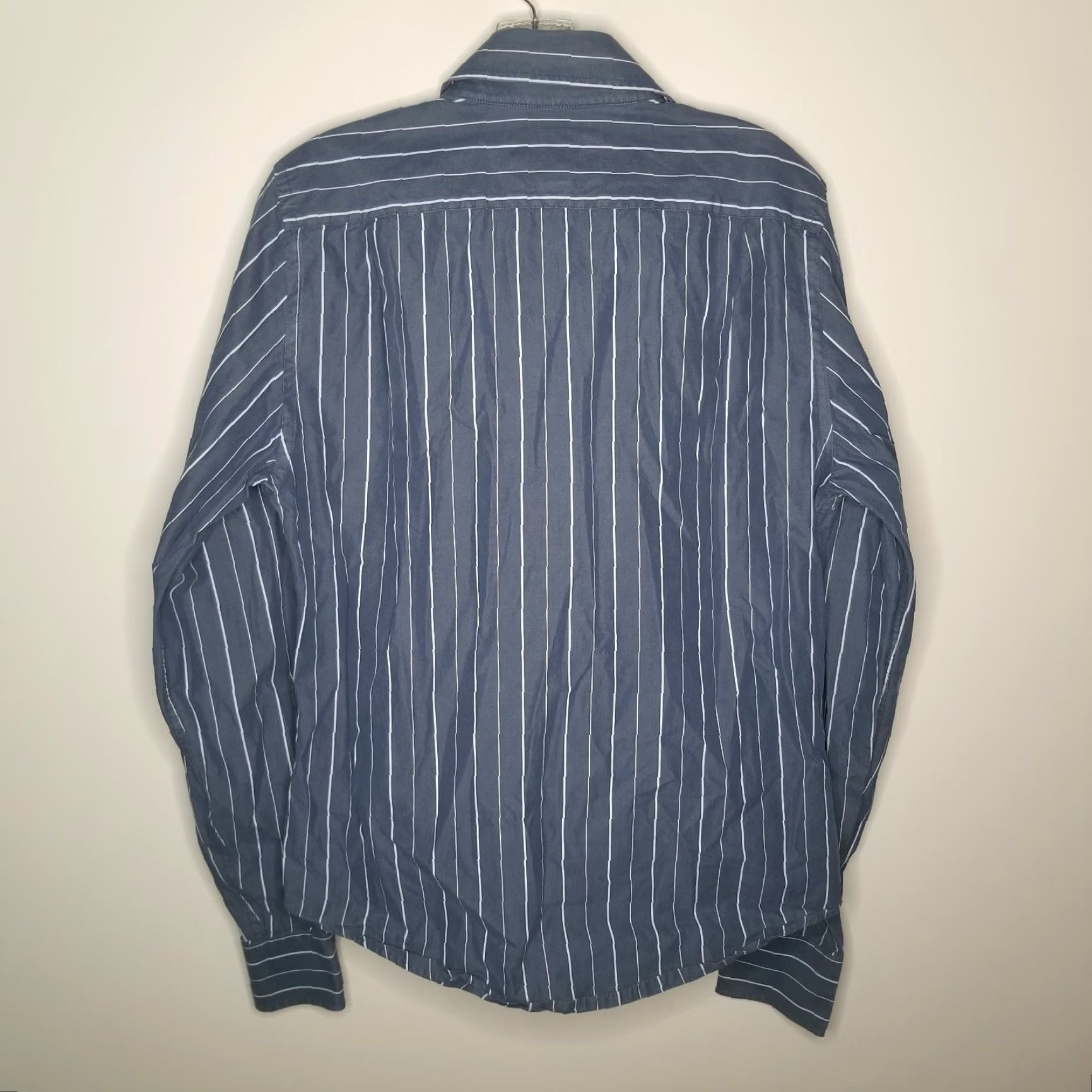 Abercrombie & Fitch Abercrombie & Fitch Mens Blue Striped Long Sleeve Muscle Button Up Size M Size US M / EU 48-50 / 2 - 5 Thumbnail