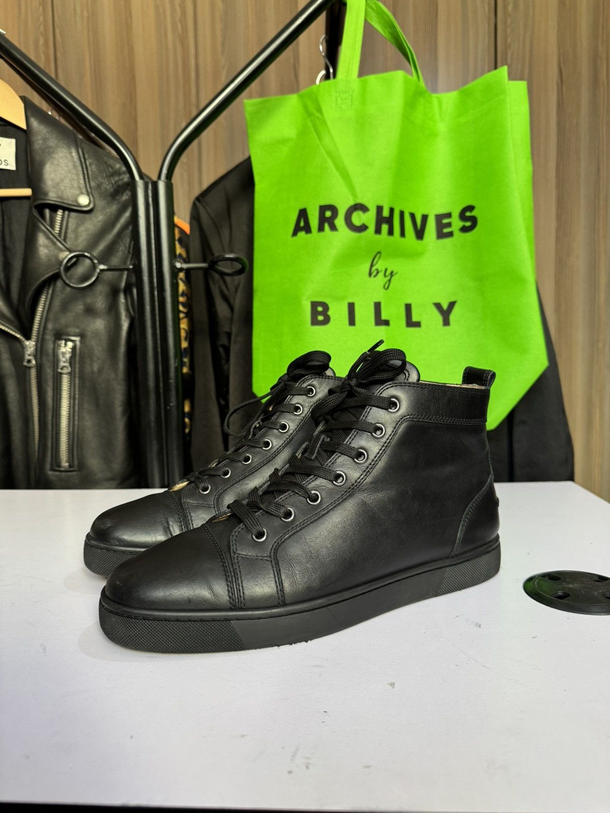 Christian Louboutin 🔥🕷️ Christian Louboutin Calf leather Sneakers Size US 8 / EU 41 - 1 Thumbnail