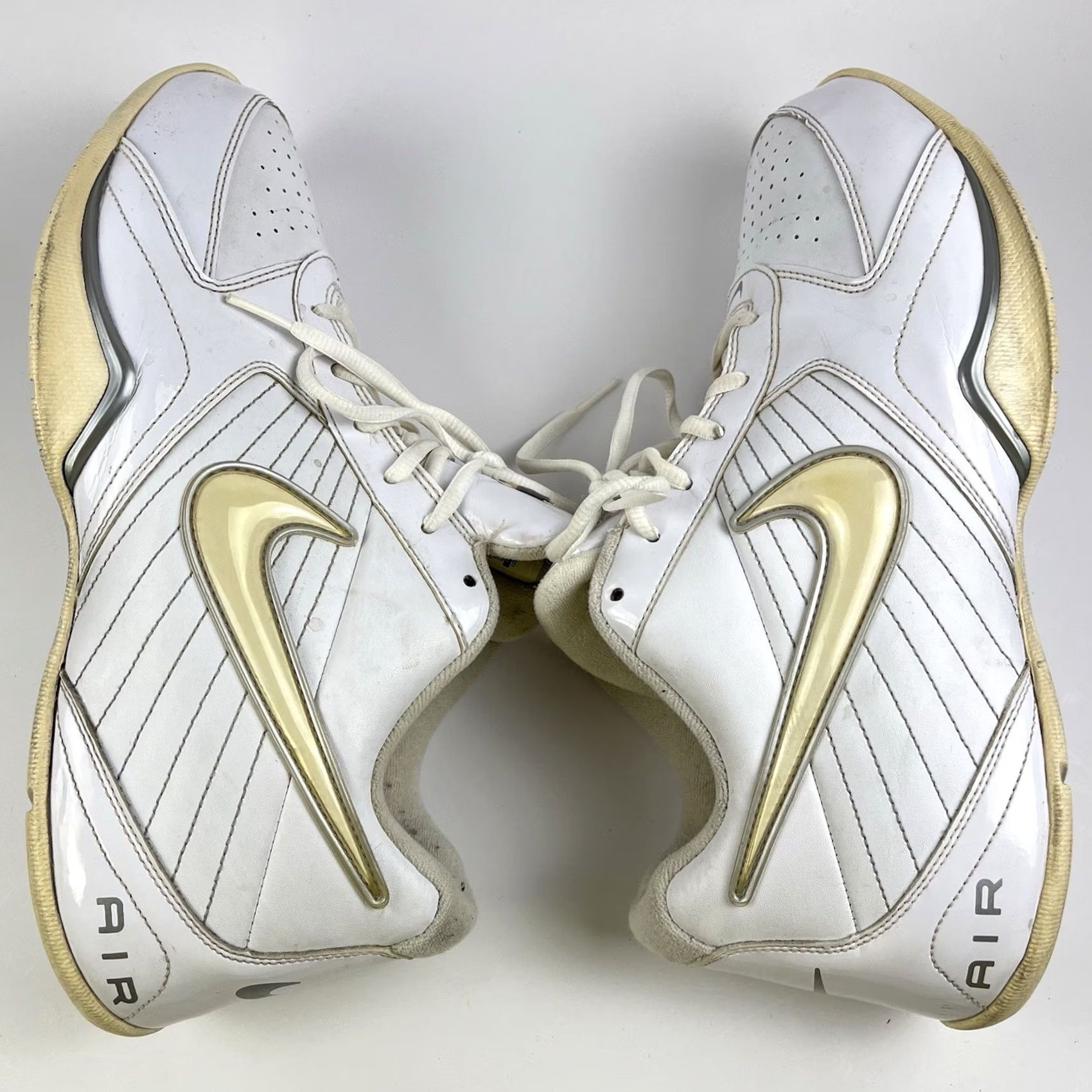 Nike Nike Air Baseline Low Mens Sneakers 11.5 White Silver 386240-111 Athletic Shoes Shoe Sneaker Men Size US 11 / EU 44 - 6 Thumbnail