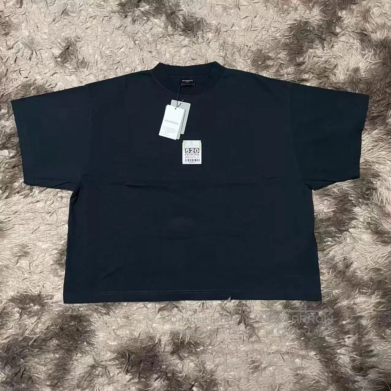 Balenciaga Black Short-Sleeve Oversized T-Shirt. Size US M / EU 48-50 / 2 - 1 Thumbnail
