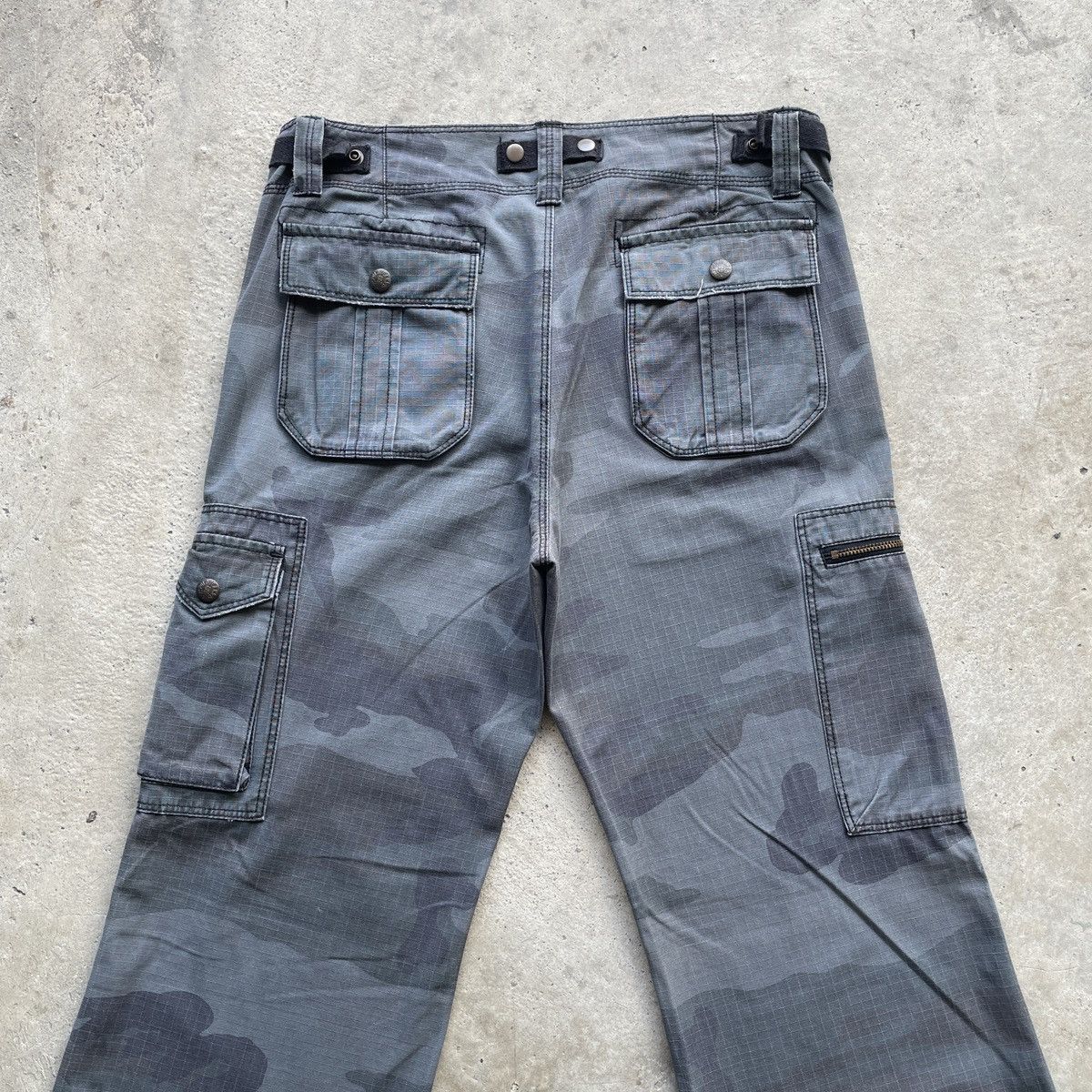 Polo Ralph Lauren Vintage Polo Ralph Lauren Flare Faded Camo Cargo Pants Size US 30 / EU 46 - 10 Thumbnail