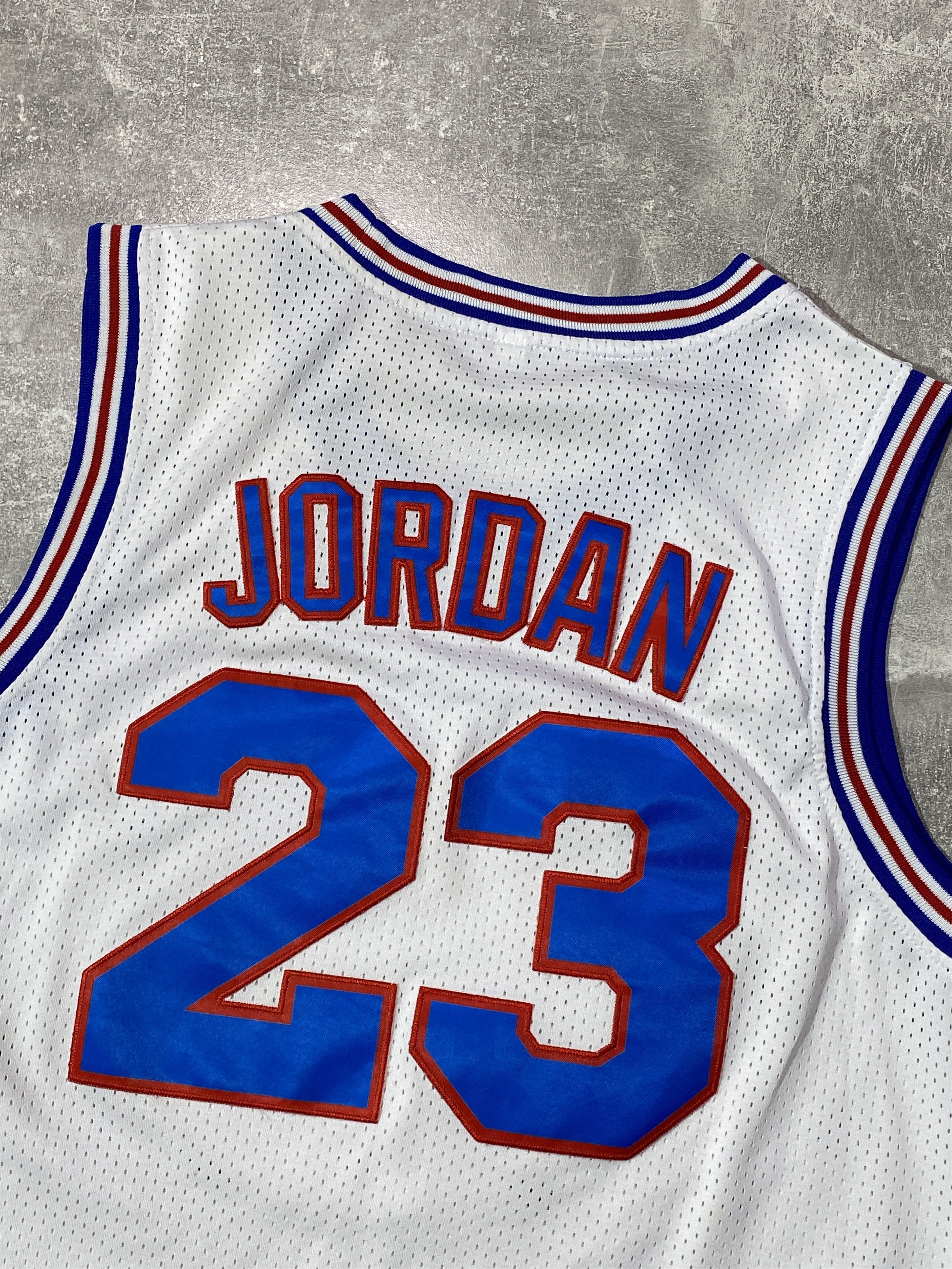 Vintage Vintage 90s TuneSquad #23 JORDAN Space Jam Basketball Jersey Size US L / EU 52-54 / 3 - 4 Thumbnail