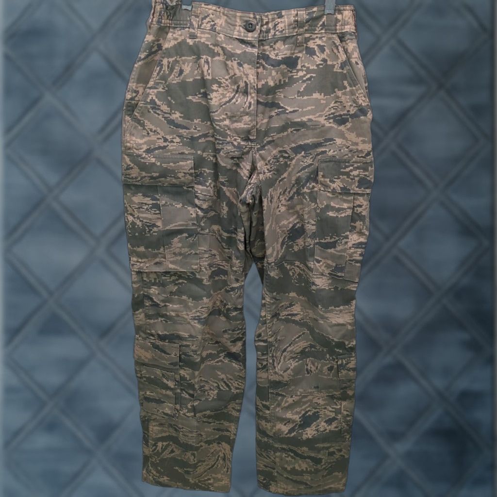 Vintage VINTAGE U.S. Air Force Womens Pants Trouser Utility Cargo Camouflage Green Tan Short 10S Size 32" / US 10 / IT 46 - 1 Thumbnail