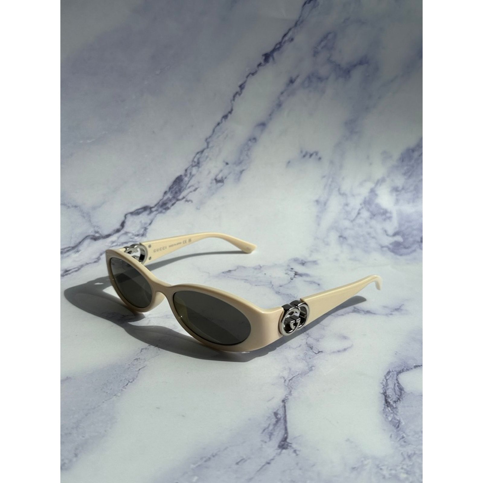 Gucci SALE! NEW Gucci GG1660S White Slim Oval Logo Sunglasses Size ONE SIZE - 4 Thumbnail