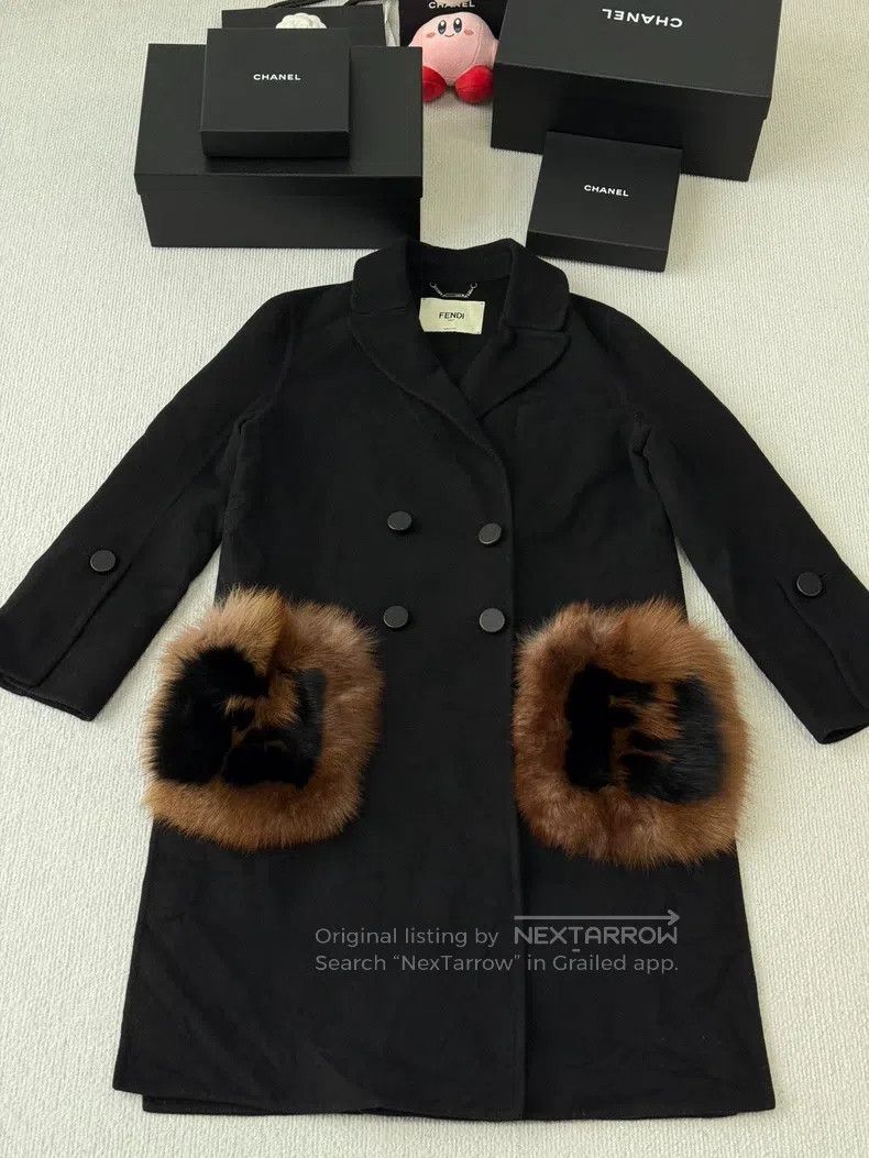 Fendi Fendi Black Mink Pocket Patch Fur Coat Size XS / US 0-2 / IT 36-38 - 1 Thumbnail