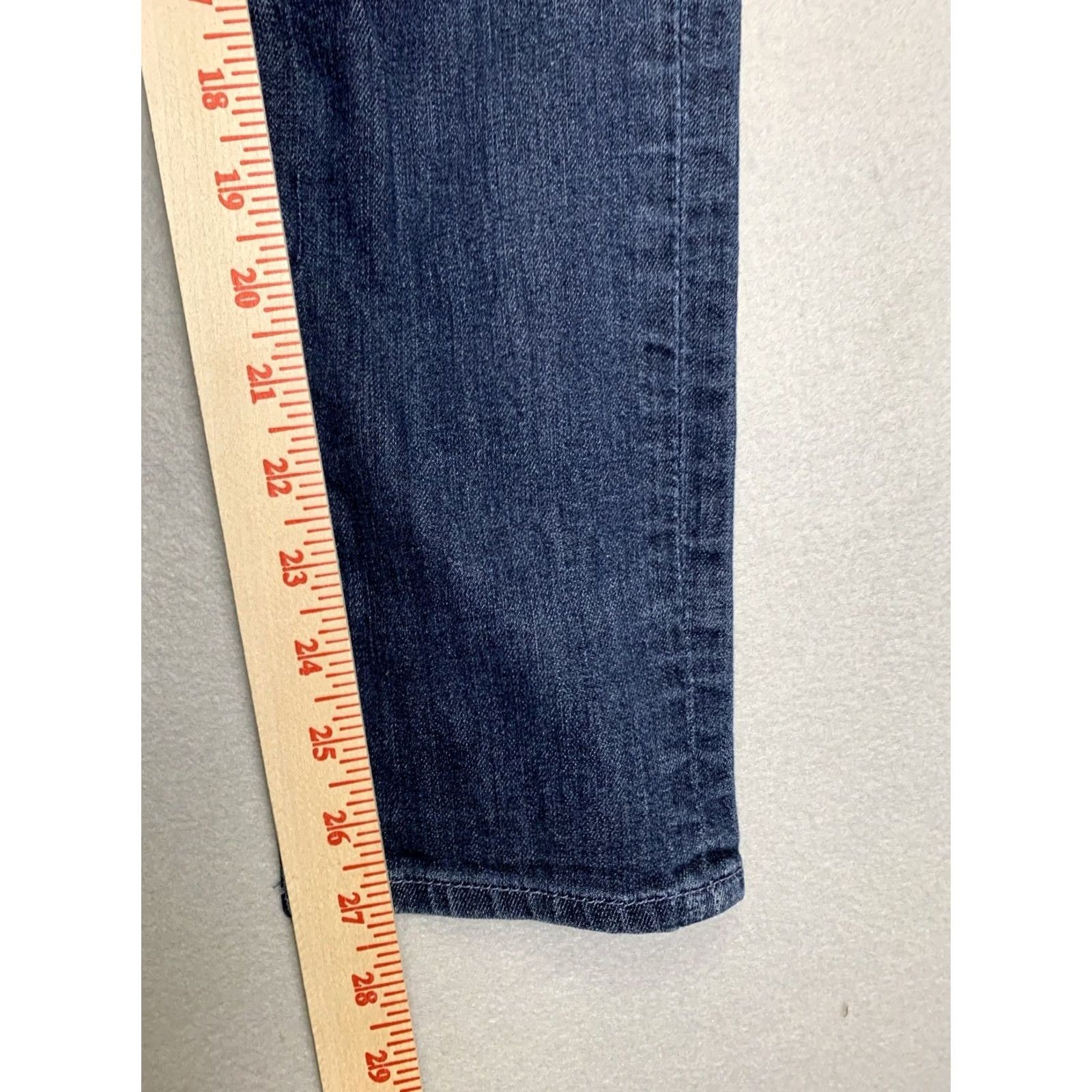 7 For All Mankind VINTAGE 7 For All Mankind Gwenevere Jeans Womens 28 Blue Skinny 5-Pocket Zipper Button Embroidered Logo Preppy Comfort Stretch Denim Size 28" / US 6 / IT 42 - 5 Thumbnail
