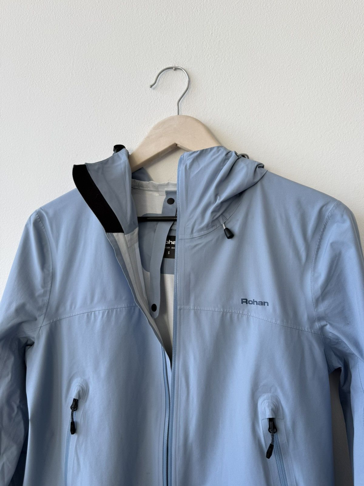 Other Rohan Momentum Jacket Barricade Waterproof Hiking Rain Coat Size US S / EU 44-46 / 1 - 9 Thumbnail
