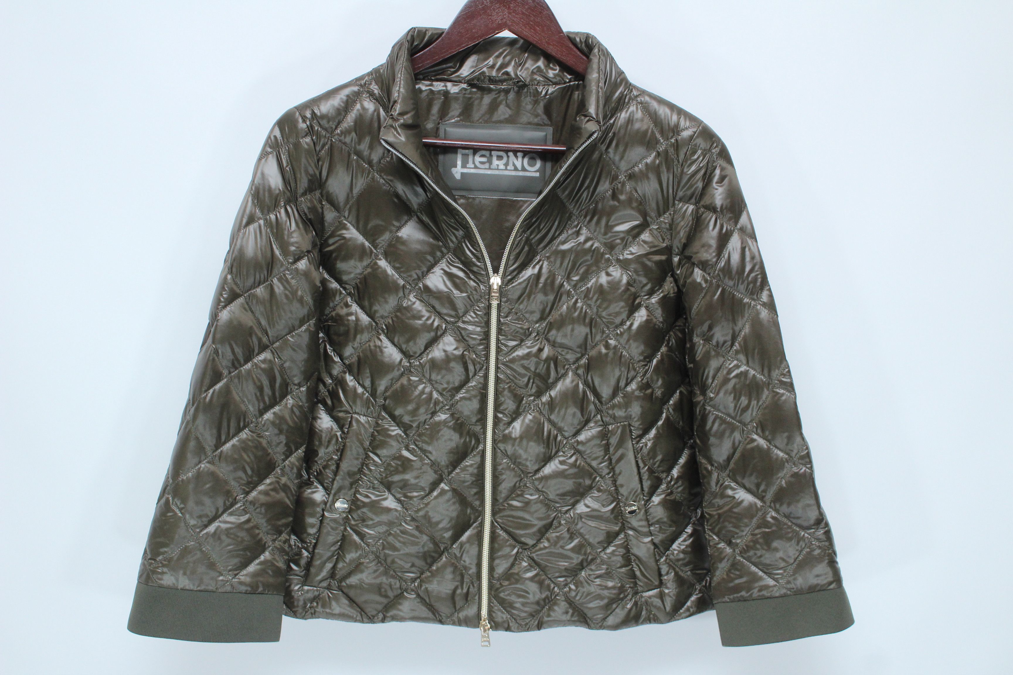 Herno HERNO Women Bubble Jackets PI0005DIC 12017Z9300 Black