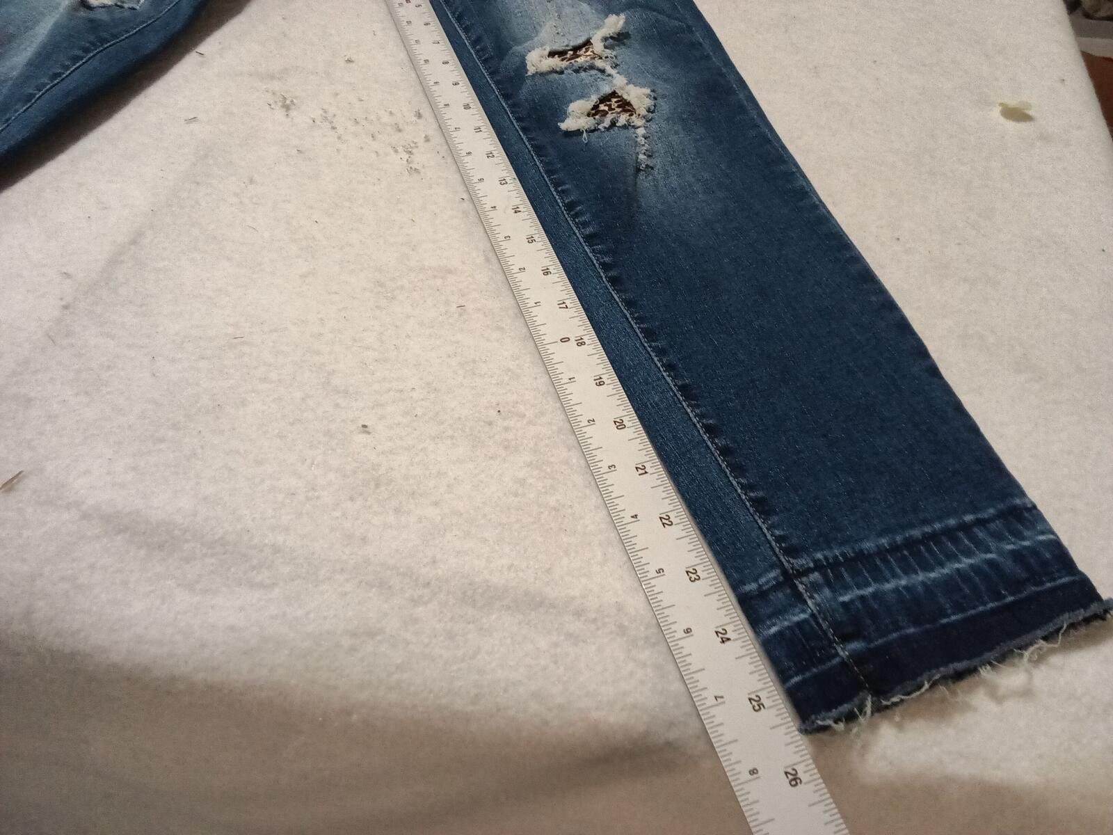 Other Judy Blue Skinny Fit Jeans with Leopard Print Patchwork Size 30" / US 8 / IT 44 - 4 Thumbnail
