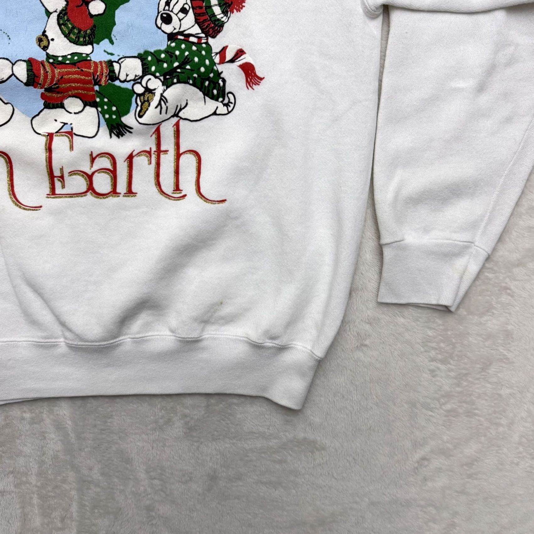 Tultex VINTAGE Tultex Peace On Earth Sweatshirt Mens Large White Christmas Graphic 90s Size US L / EU 52-54 / 3 - 5 Thumbnail