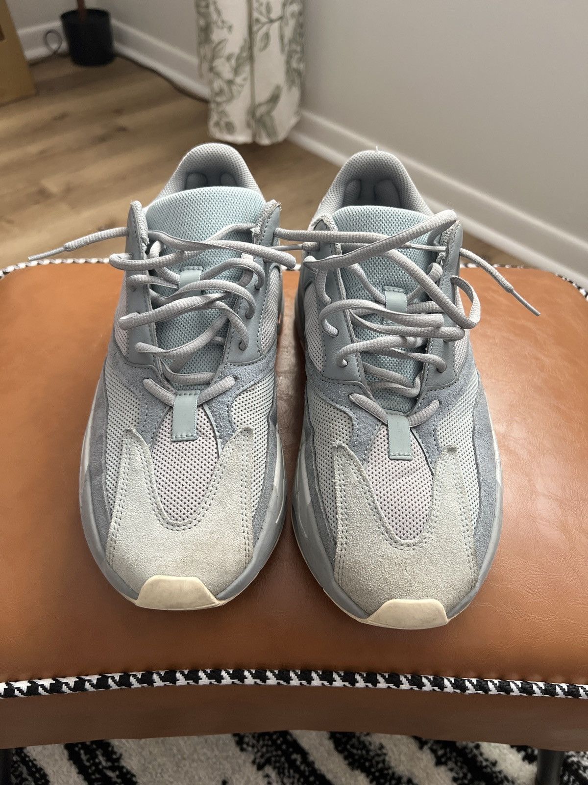 yeezy boost 700 inertia box EG7597 Adidas [USED] A tonal blue toe cap reinforces an unexpected pop of blue mesh on the toe box Adidas Yeezy Boost 700 Inertia