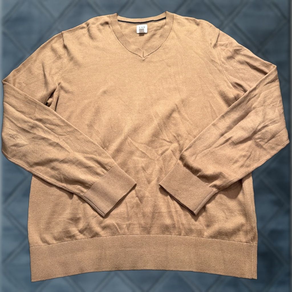 Gap VINTAGE Gap Shirt Mens Large Beige V-Neck 100% Knit Sweater Casual Lounge 90s Mens Size US L / EU 52-54 / 3 - 1 Thumbnail
