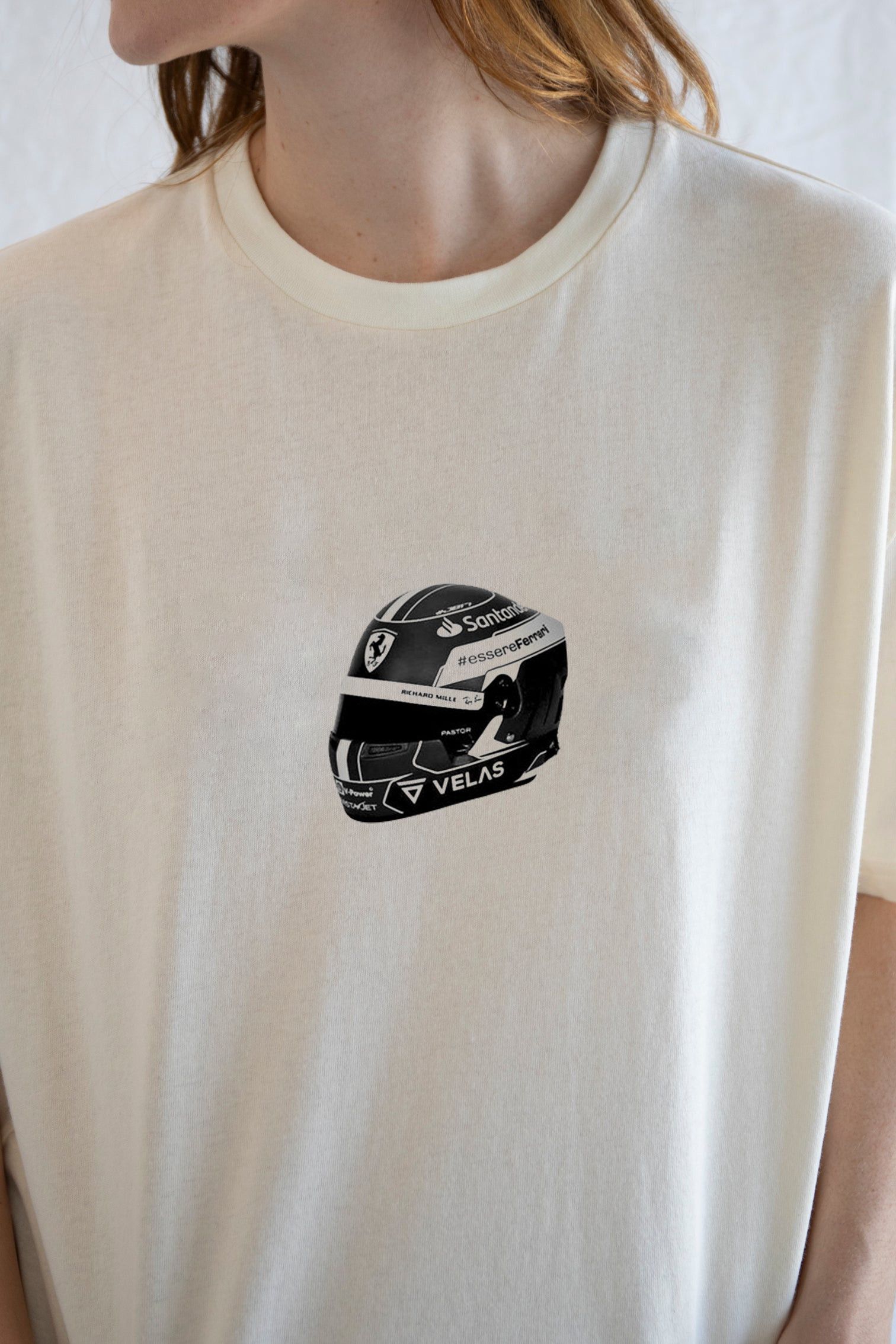 Designer × Vintage F1 Helmet Tee – Motorsport Meets Modern Aesthetic Size M / US 6-8 / IT 42-44 - 4 Thumbnail