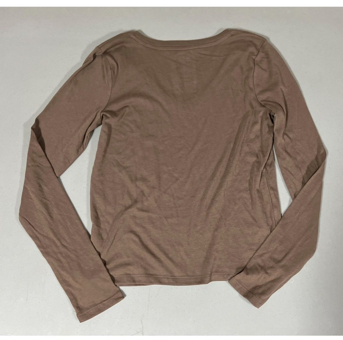 Sonoma SO Brown V-Neck Long Sleeve T-Shirt Top Blouse Tee Size XS🤎✨ Size XS / US 0-2 / IT 36-38 - 2 Thumbnail