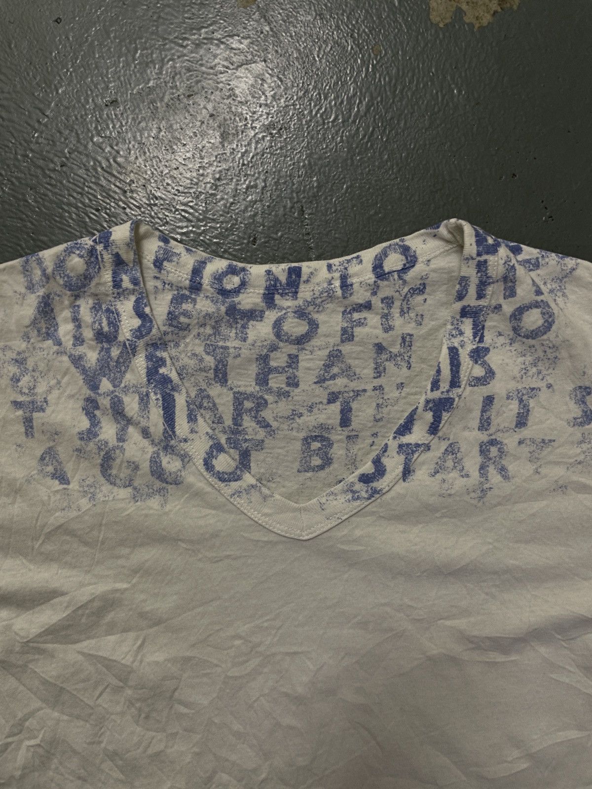 Designer × Maison Margiela 2014 Maison Martin Margiela Aids Awareness V neck Tshirt Size US S / EU 44-46 / 1 - 4 Thumbnail