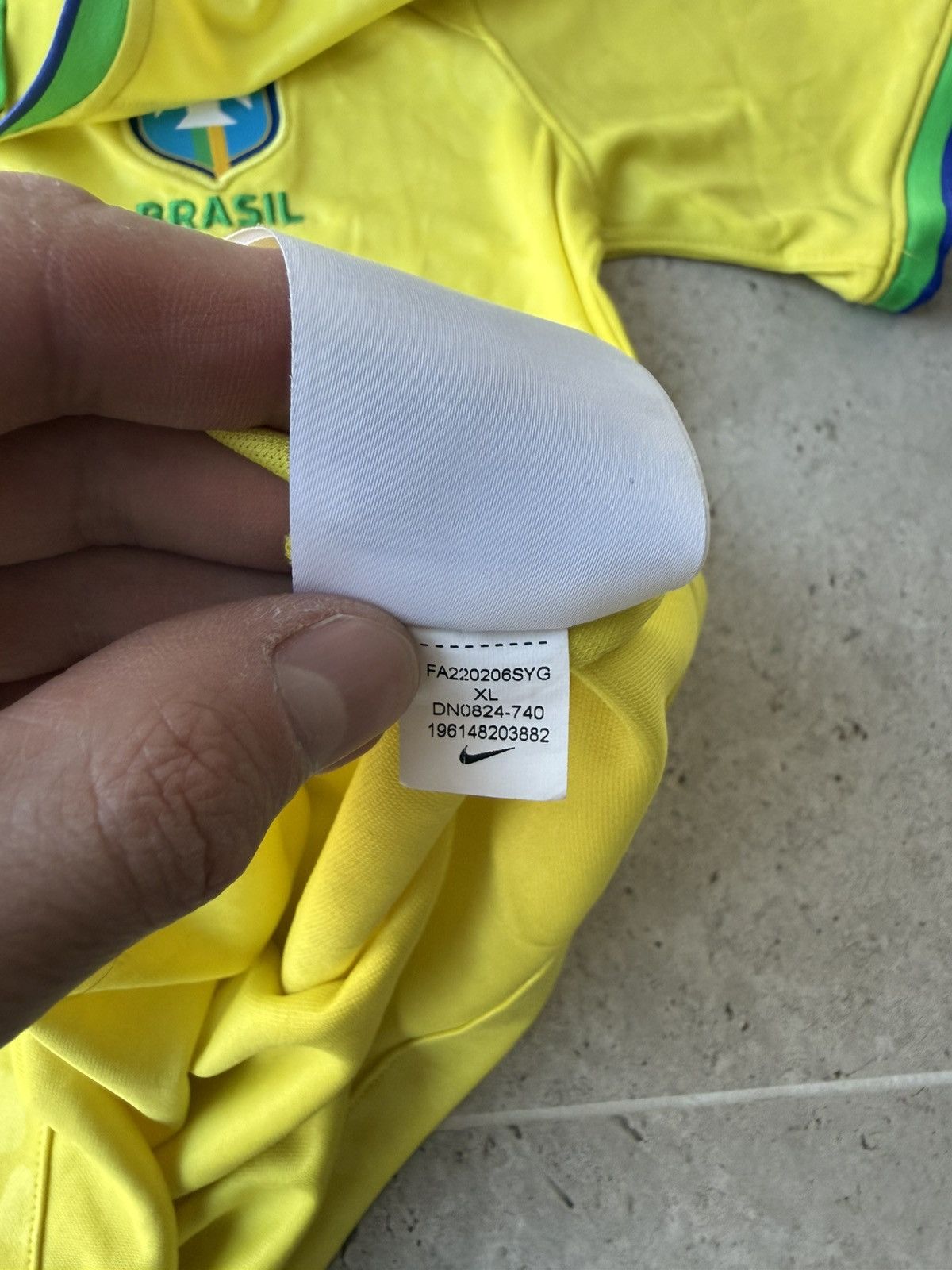 Nike Nike Brasil Jersey Rare Vintage T-Shirt Size US S / EU 44-46 / 1 - 5 Thumbnail