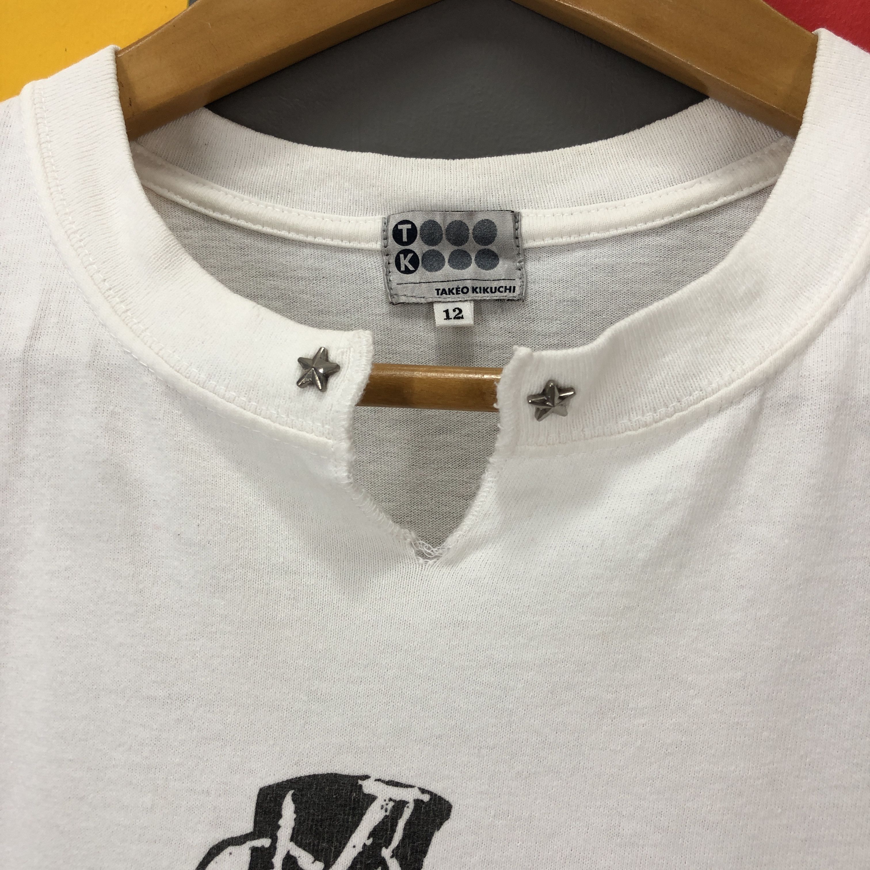 Takeo Kikuchi Y2K Vintage Gold Vintage TAKEO KIKUCHI T Shirt #1510/AZ Size US S / EU 44-46 / 1 - 4 Thumbnail