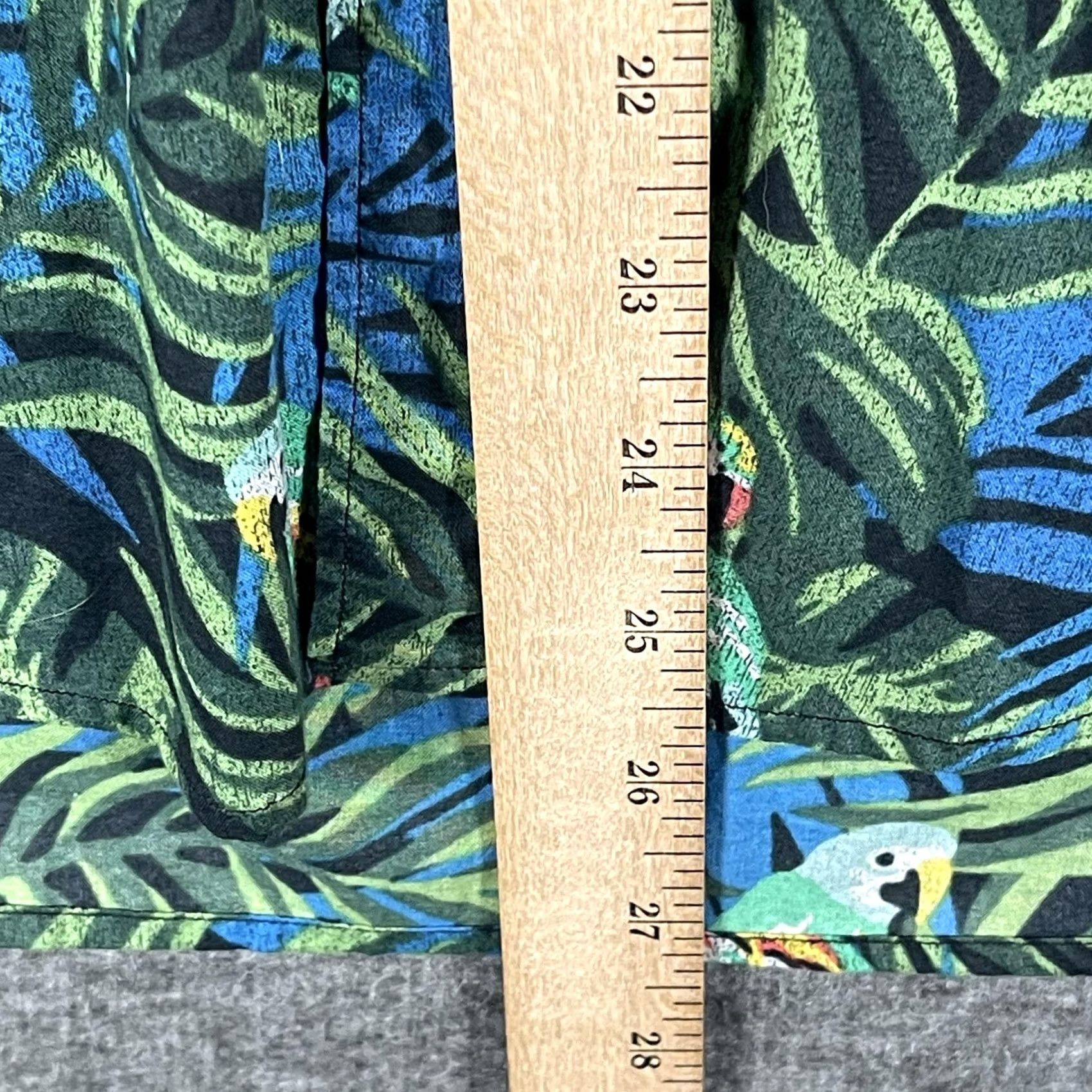 American Eagle Outfitters American Eagle Outfitters Shirt XS Green Hawaiian Parrot Button Down Mens Size US XS / EU 42 / 0 - 5 Thumbnail
