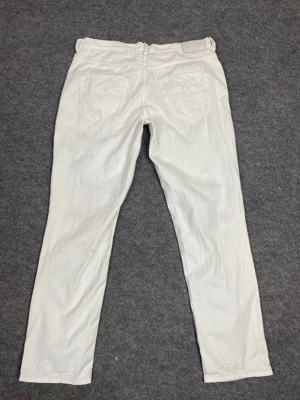 Diesel diesel regular slim straight distressed denim Size US 34 / EU 50 - 1 Thumbnail