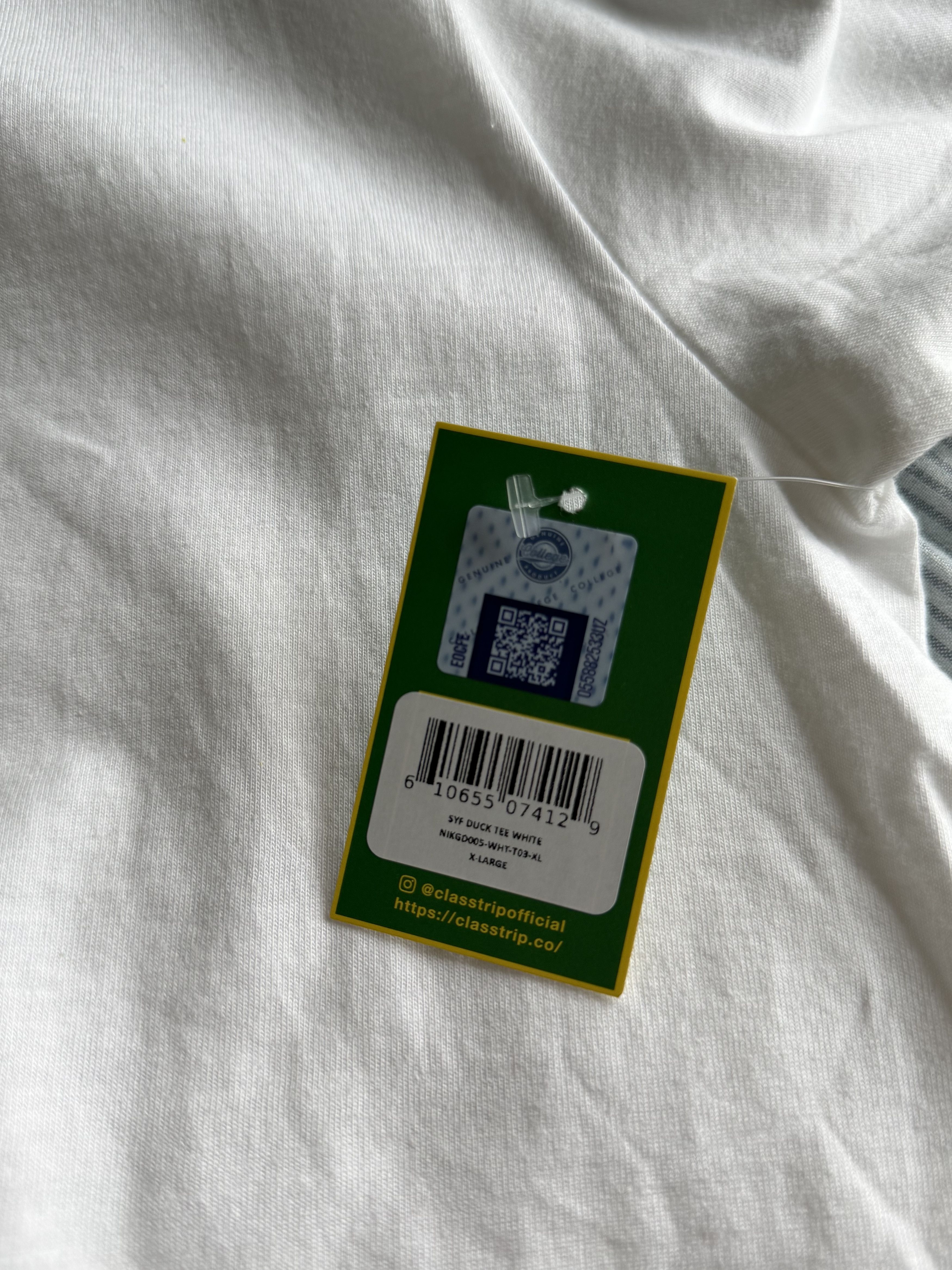 Nike Nike Class Trip Grateful Dead Ducks and Roses Tee in White Size US XL / EU 56 / 4 - 6 Thumbnail