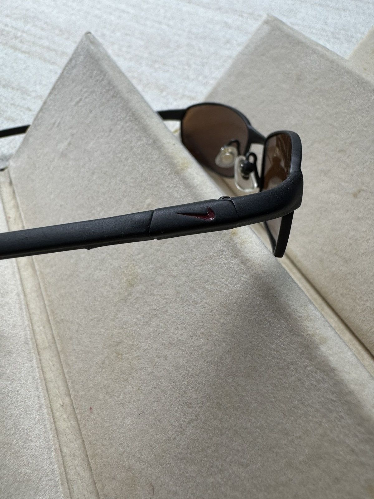 Nike 2000s Vintage nike sunglasses Size ONE SIZE - 3 Thumbnail