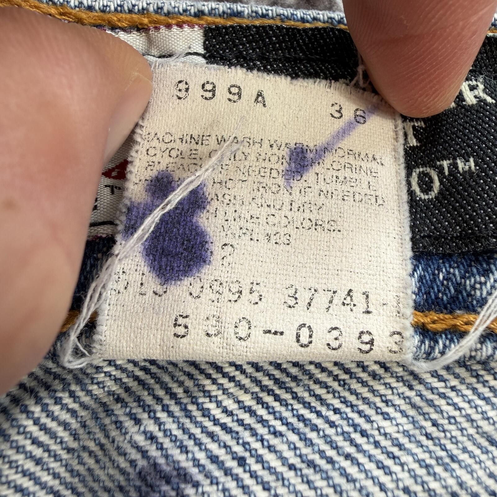 Levi's Vintage 90s Levis 530 Regular Fit Jeans Light Wash 36x32 Size US 36 / EU 52 - 9 Thumbnail