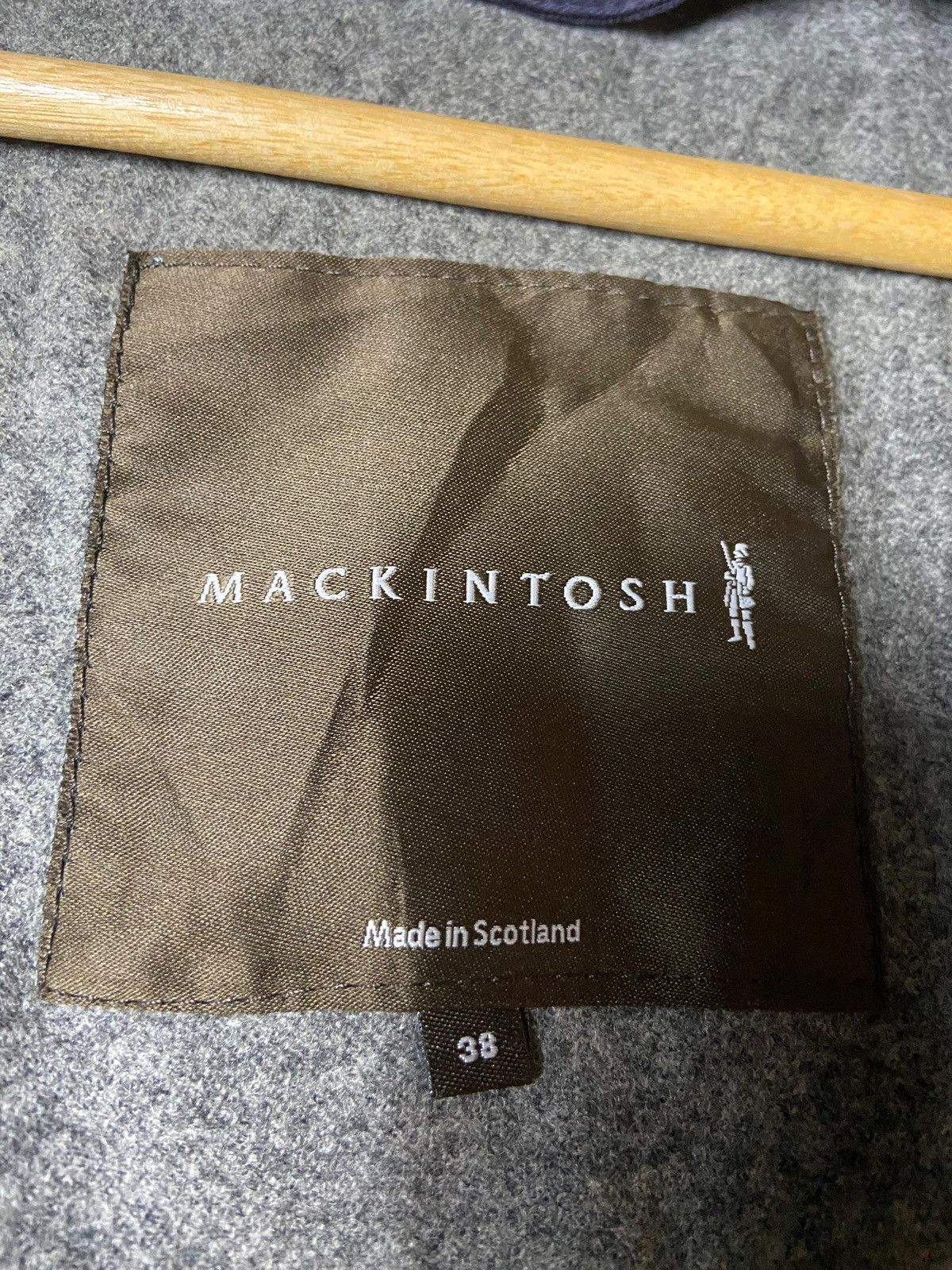 Mackintosh Mackintosh Double Breasted Long Heavy Coat (147) Size US XXS / EU 40 - 7 Thumbnail