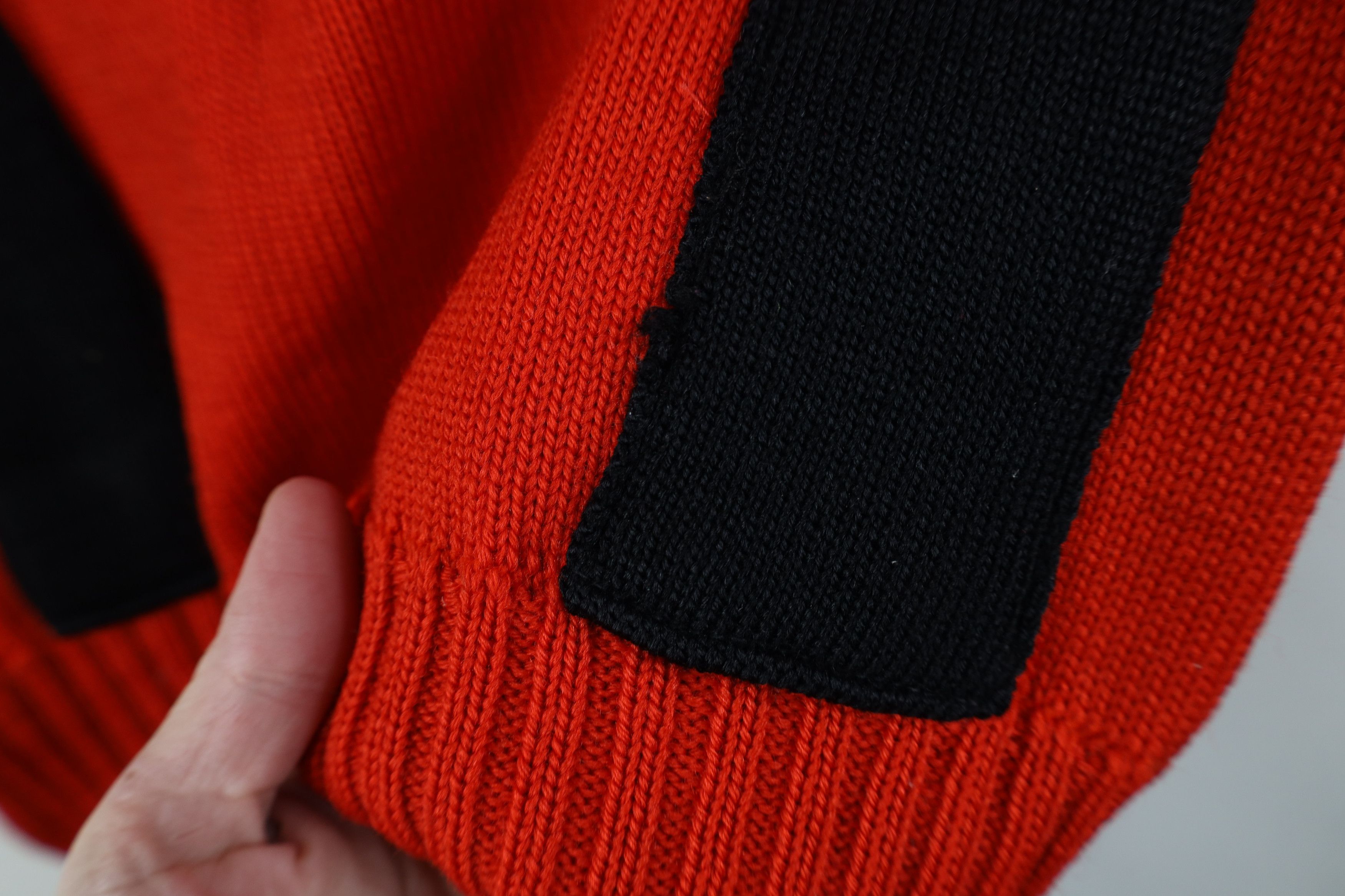 Vintage Vintage 60s Wool Knit Cheerleader Short Sleeve Sweater USA Size XS / US 0-2 / IT 36-38 - 4 Thumbnail