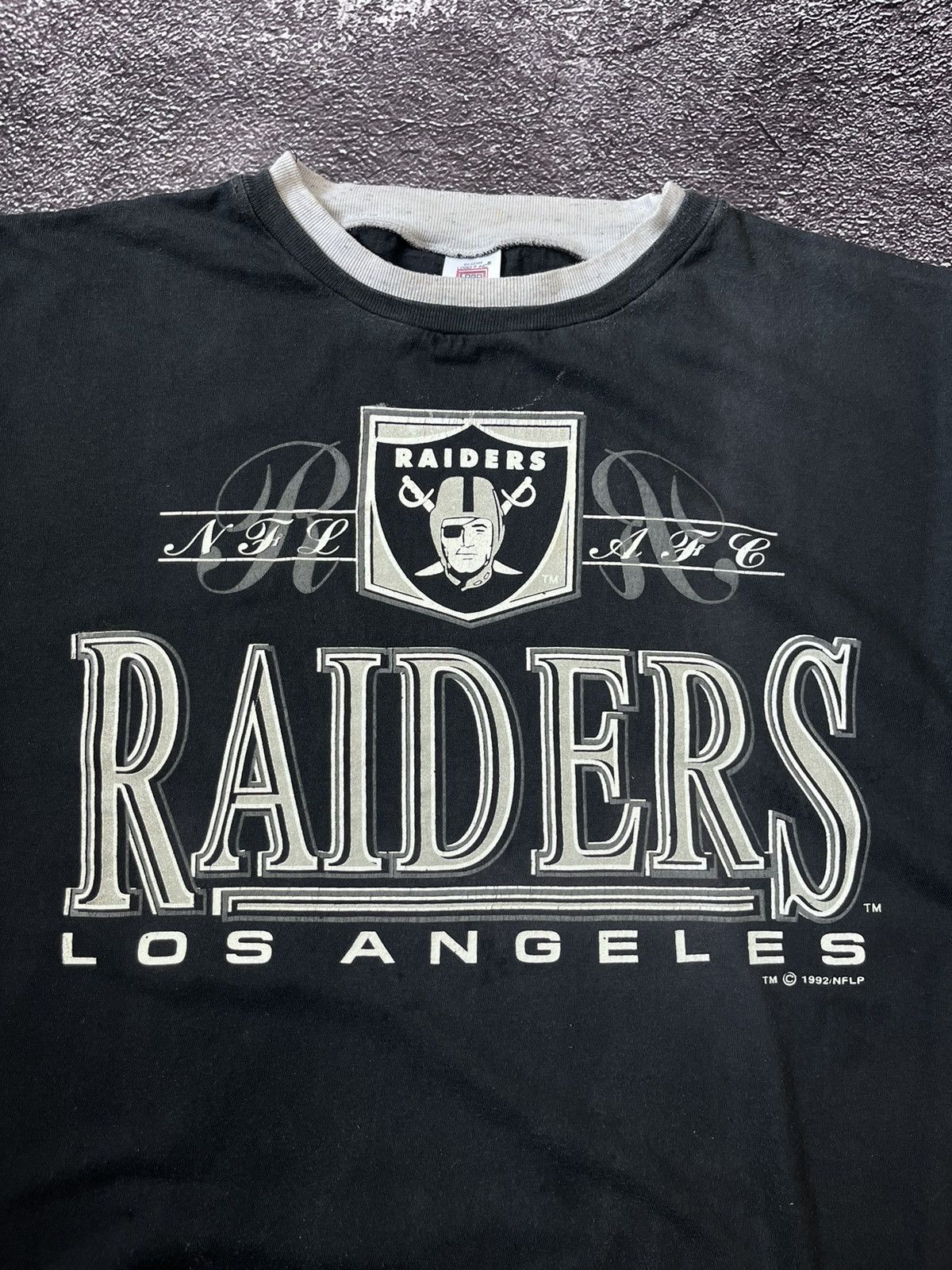 NFL Vintage 1992s NFL Los Angeles Raiders Black Tees Size US XL / EU 56 / 4 - 2 Thumbnail