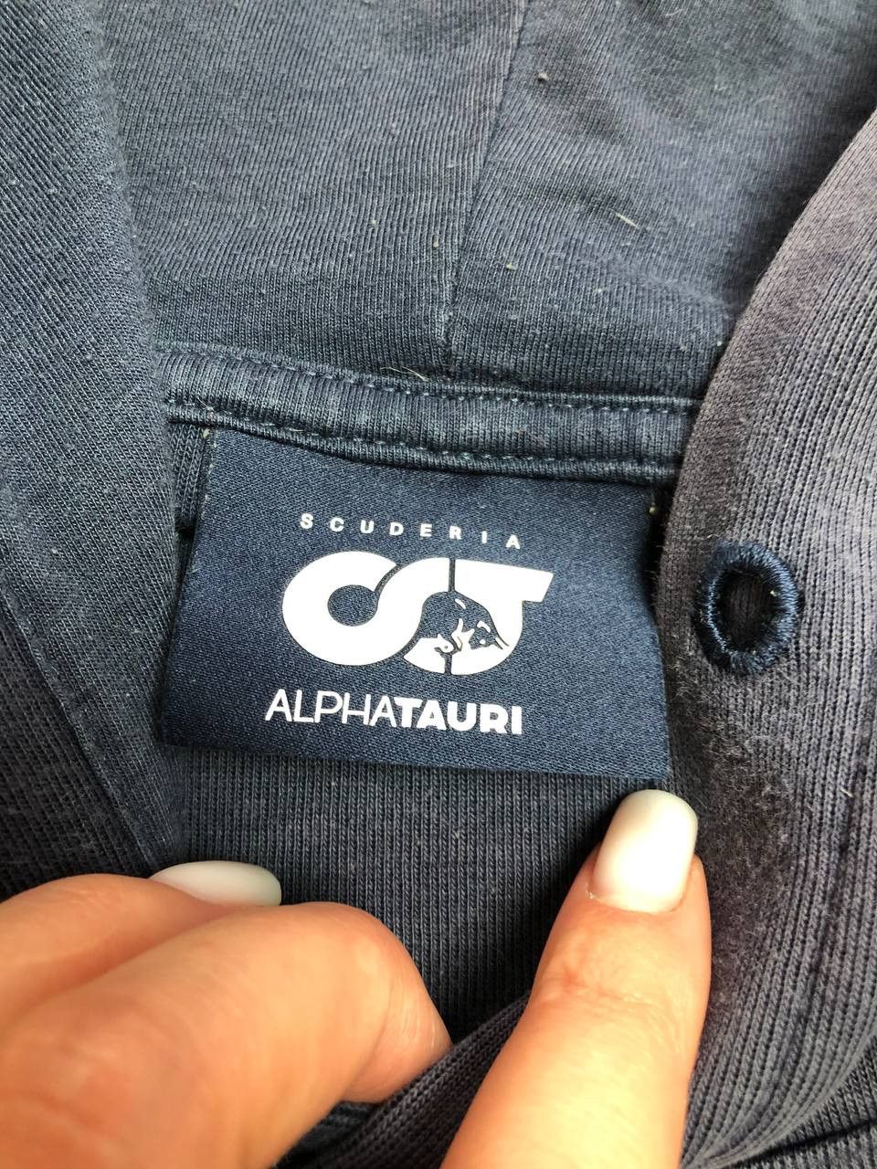 Vintage vintage streetwear Alphatauri logo Sweatshirt hoodie Size US L / EU 52-54 / 3 - 2 Thumbnail