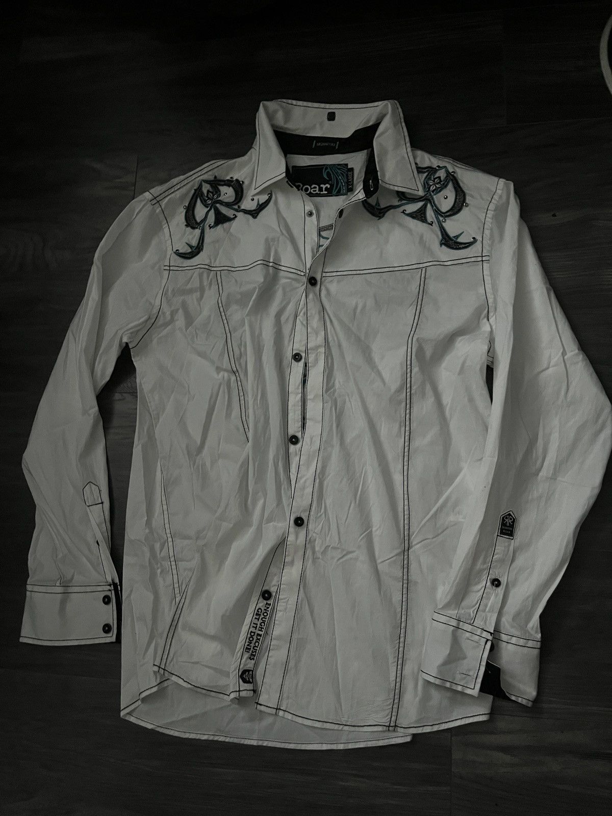 Roar Long Sleeve button up