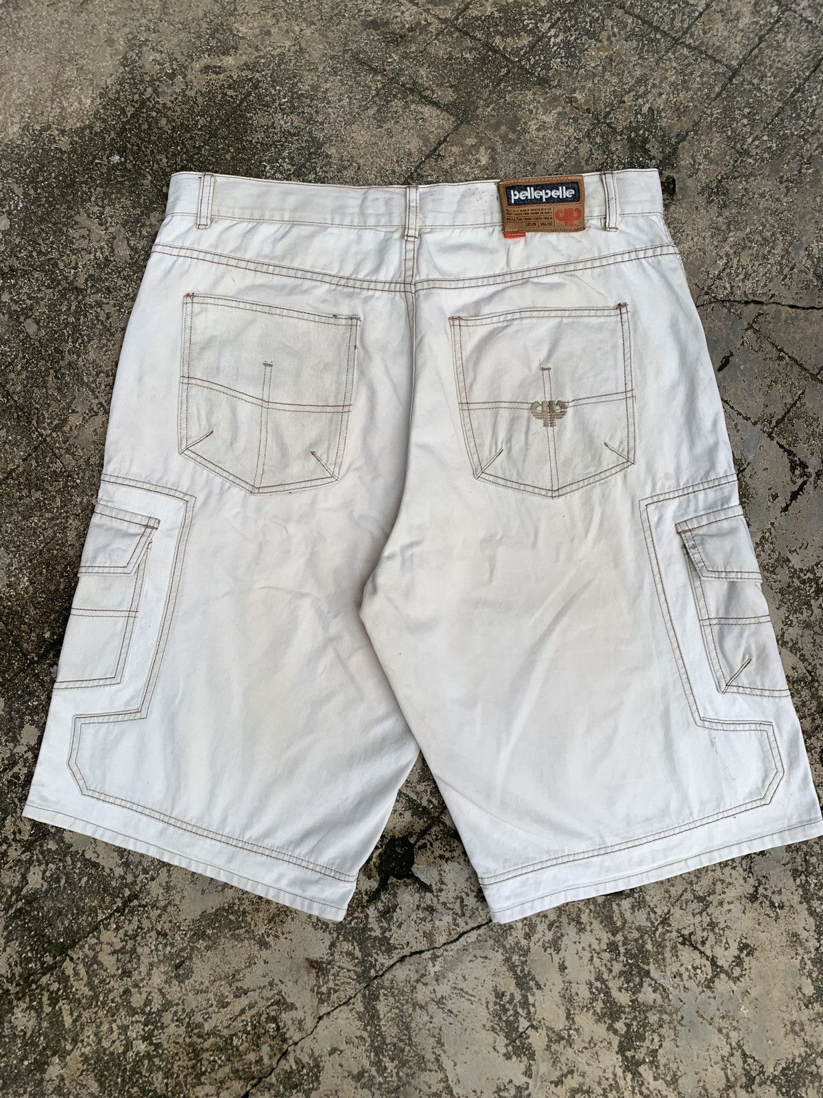 Marc Buchanan × Pelle Pelle 2000s Pelle Pelle Marc Buchanan Cargo Jorts Size US 38 / EU 54 - 1 Thumbnail