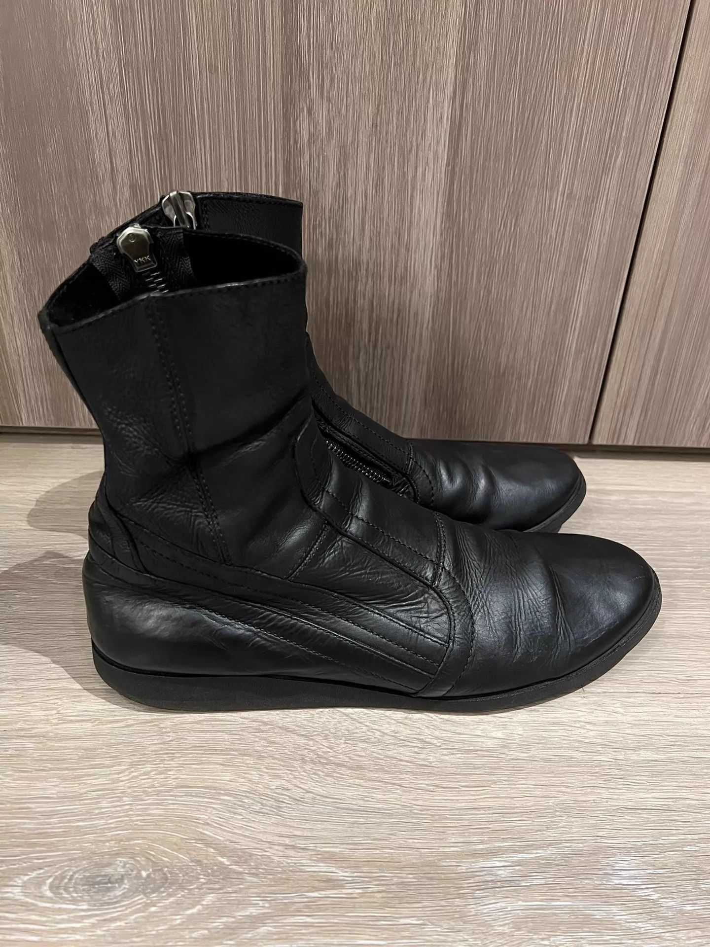 Julius MA_JULIUS High Top Calfskin Zipper Boot Thin Sole Vintage Size US 10 / EU 43 - 5 Thumbnail