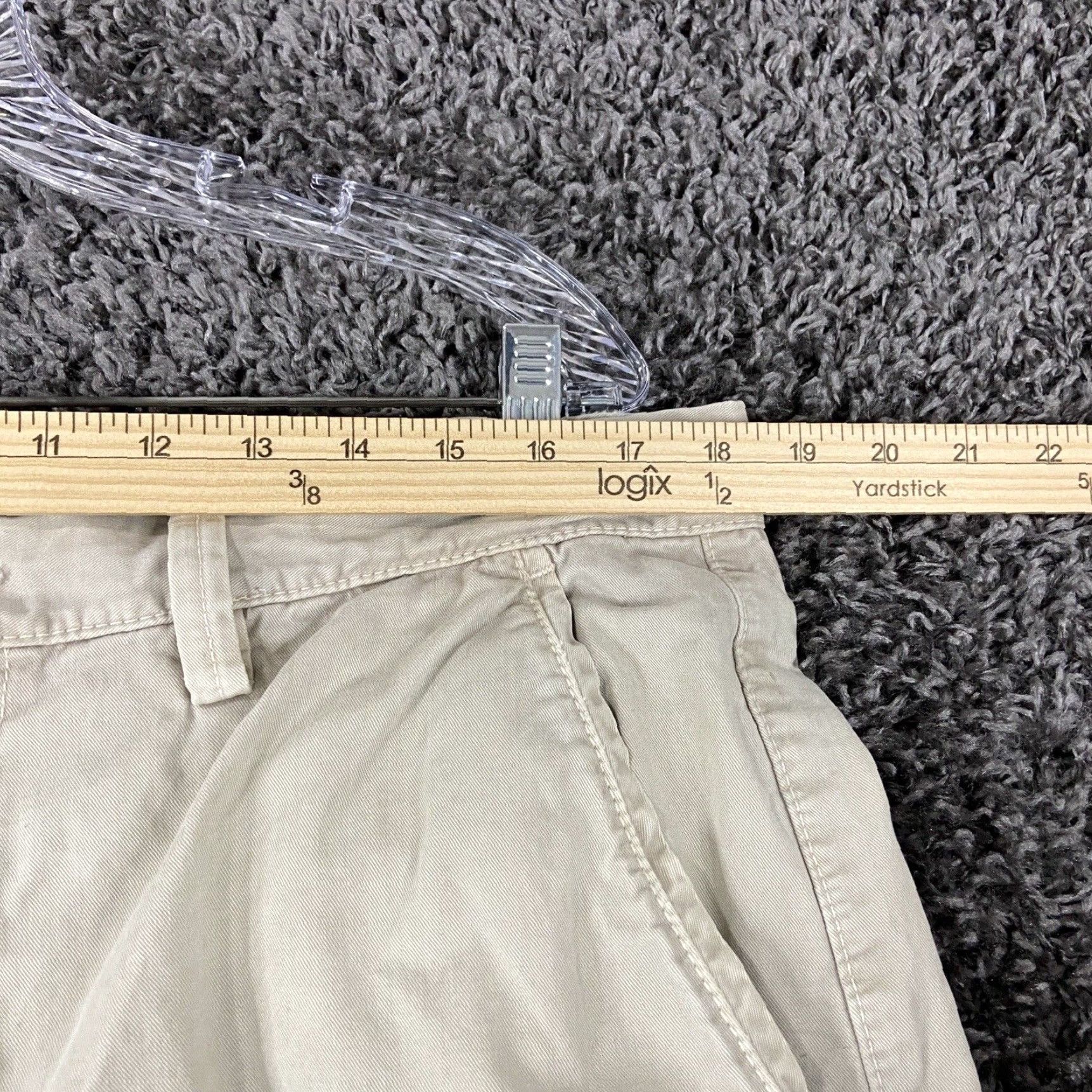 American Eagle Outfitters American Eagle Cargo Shorts Mens 36 Beige Prep Fit Regular Size US 36 / EU 52 - 7 Thumbnail