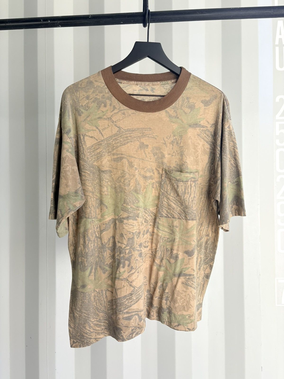 Vintage Vintage Camo Shirt Blank Faded Distressed Grunge Band Thin Size US XL / EU 56 / 4 - 1 Thumbnail