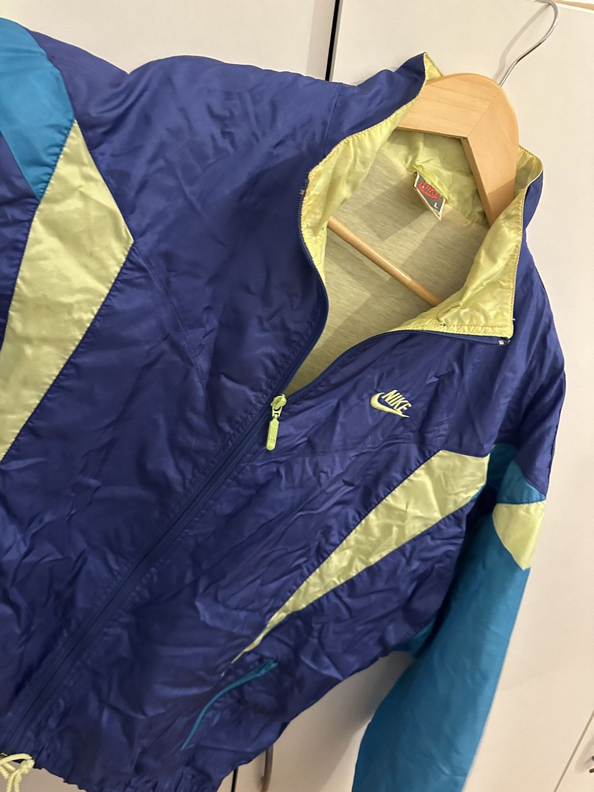 Nike Nike Air Jacke Windbreaker Size L Retro Vintage Track Size US L / EU 52-54 / 3 - 5 Thumbnail