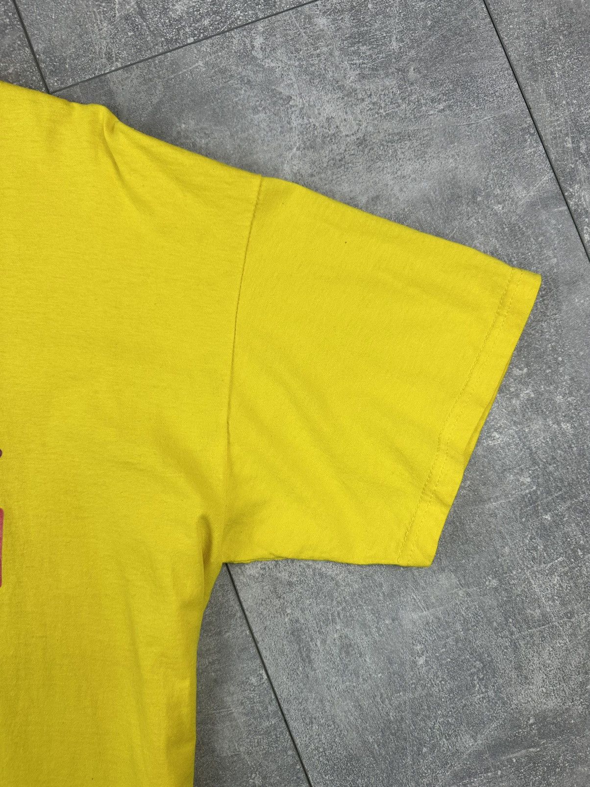 Fruit Of The Loom Betty Boop’s x Man Movie Printed Yellow Mens T-Shirt Size US L / EU 52-54 / 3 - 5 Thumbnail