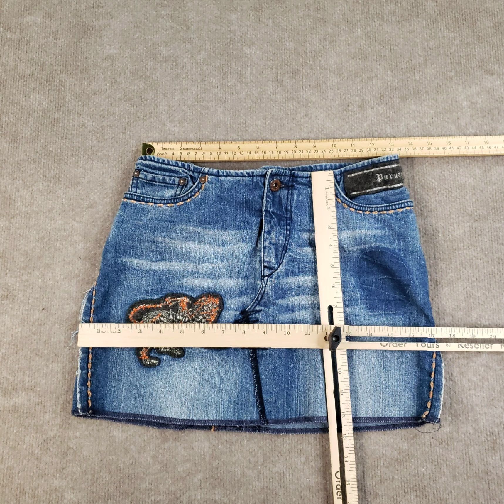 Parasuco Vintage Parasuco Denim Mini Skirt Womens Size 26 Waist Blue Short Patches Y2K Size 26" / US 2 / IT 38 - 2 Thumbnail