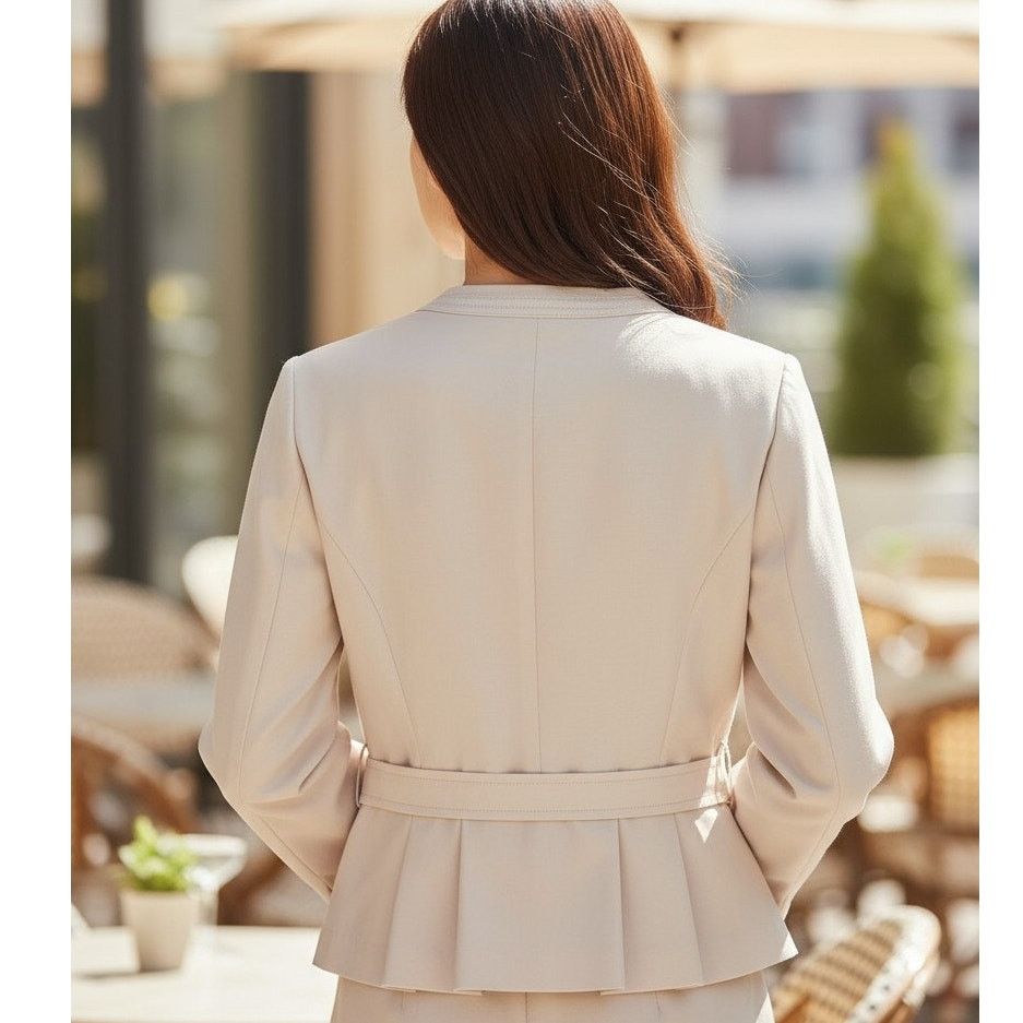 Reiss Reiss Blazer Jacket M/L Peplum Fitted Inverted Notch Collar Size M / US 6-8 / IT 42-44 - 2 Thumbnail