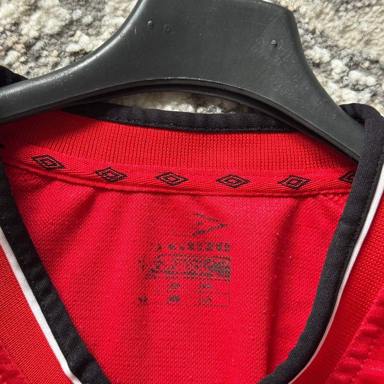 Umbro Vintage Umbro Manchester United Home Soccer Jersey Size US XL / EU 56 / 4 - 5 Thumbnail