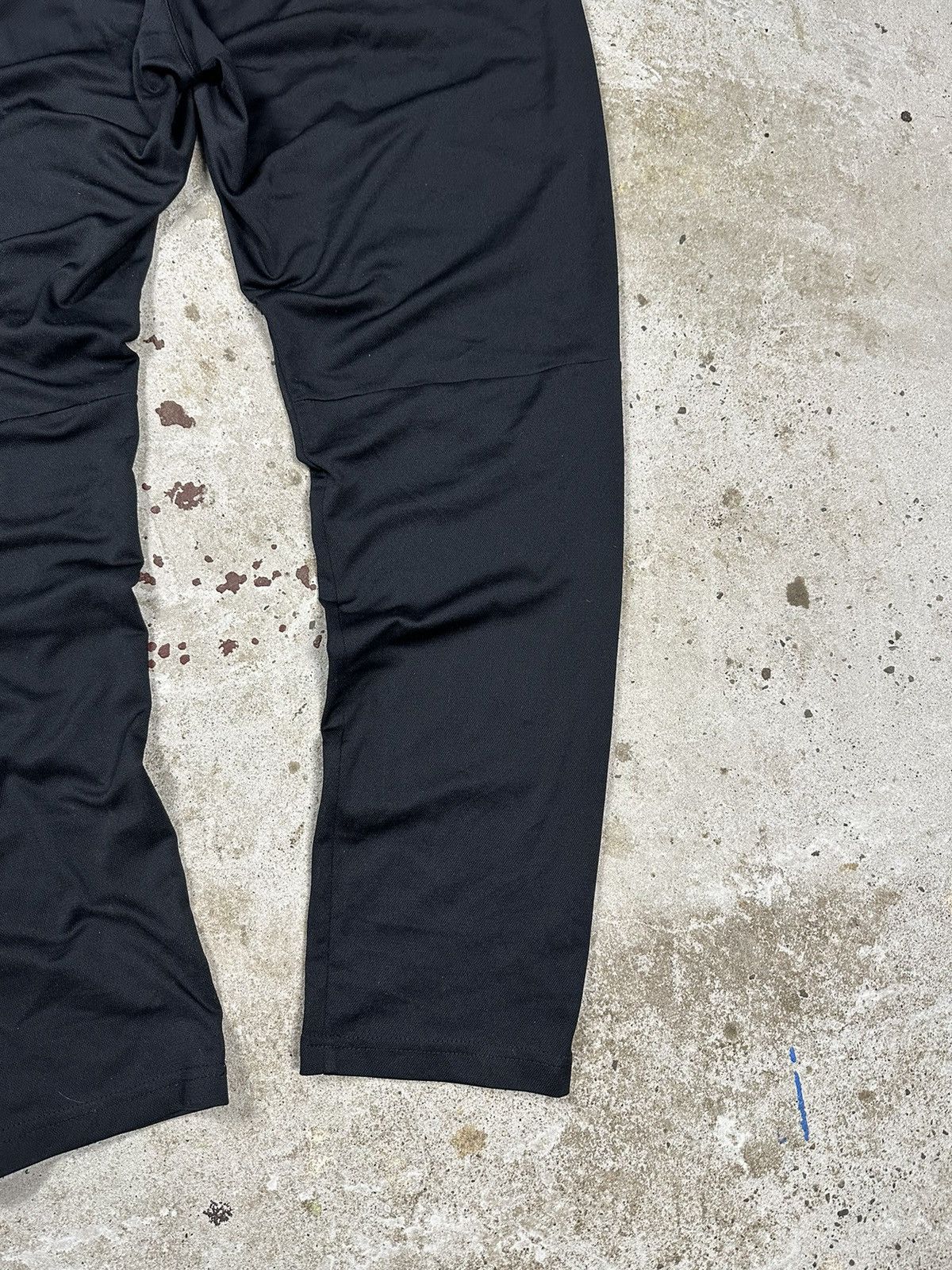 Nike Vintage Nike Black Track Pants Swoosh y2k Size US 33 - 9 Thumbnail