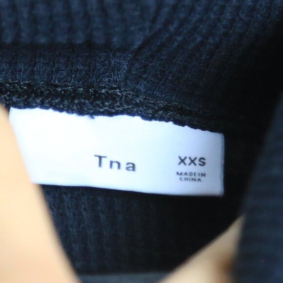 Aritzia Tna Thermal Cowl Neck Black Waffle Knit Long-sleeve Shirt Size XXS / US 00 / IT 34 - 3 Thumbnail